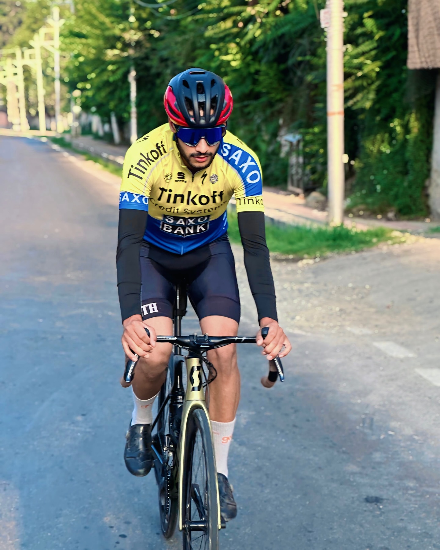 Kashmir cycling club