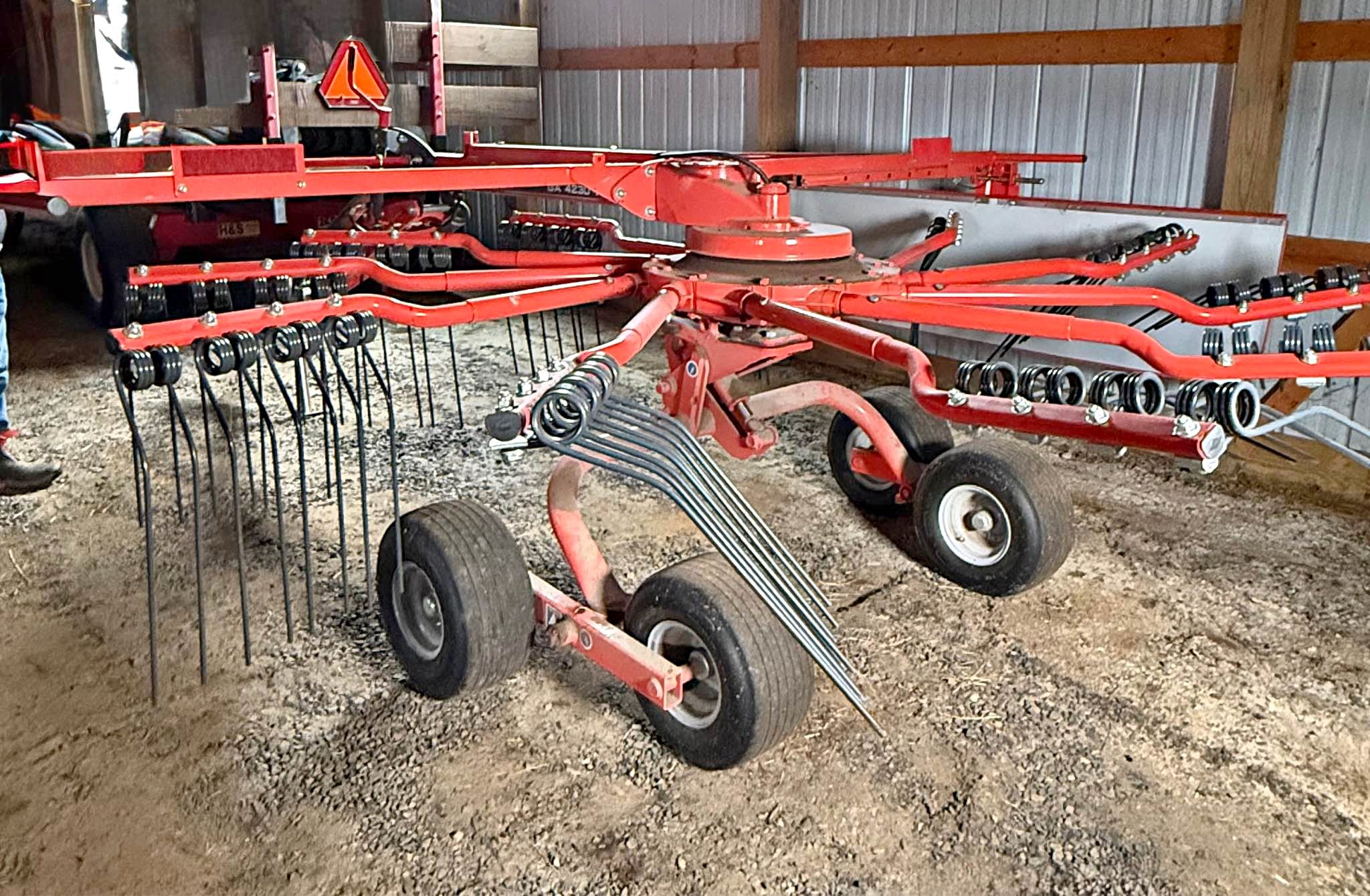 Hay Rake Kuhn is make - Garden Tools & Equipment - Oconto, Wisconsin ...