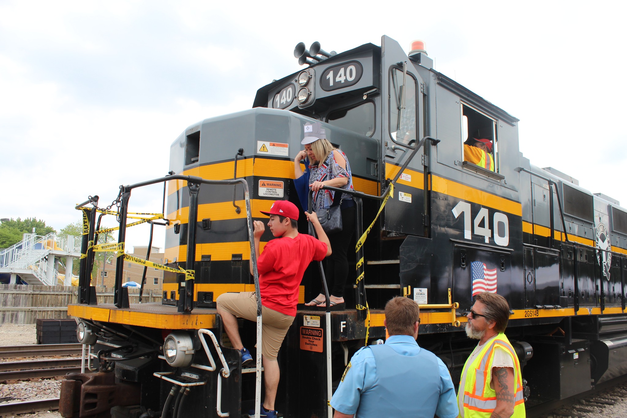 コストコボーダー935号 Belt Railway of Chicago locomotive on display