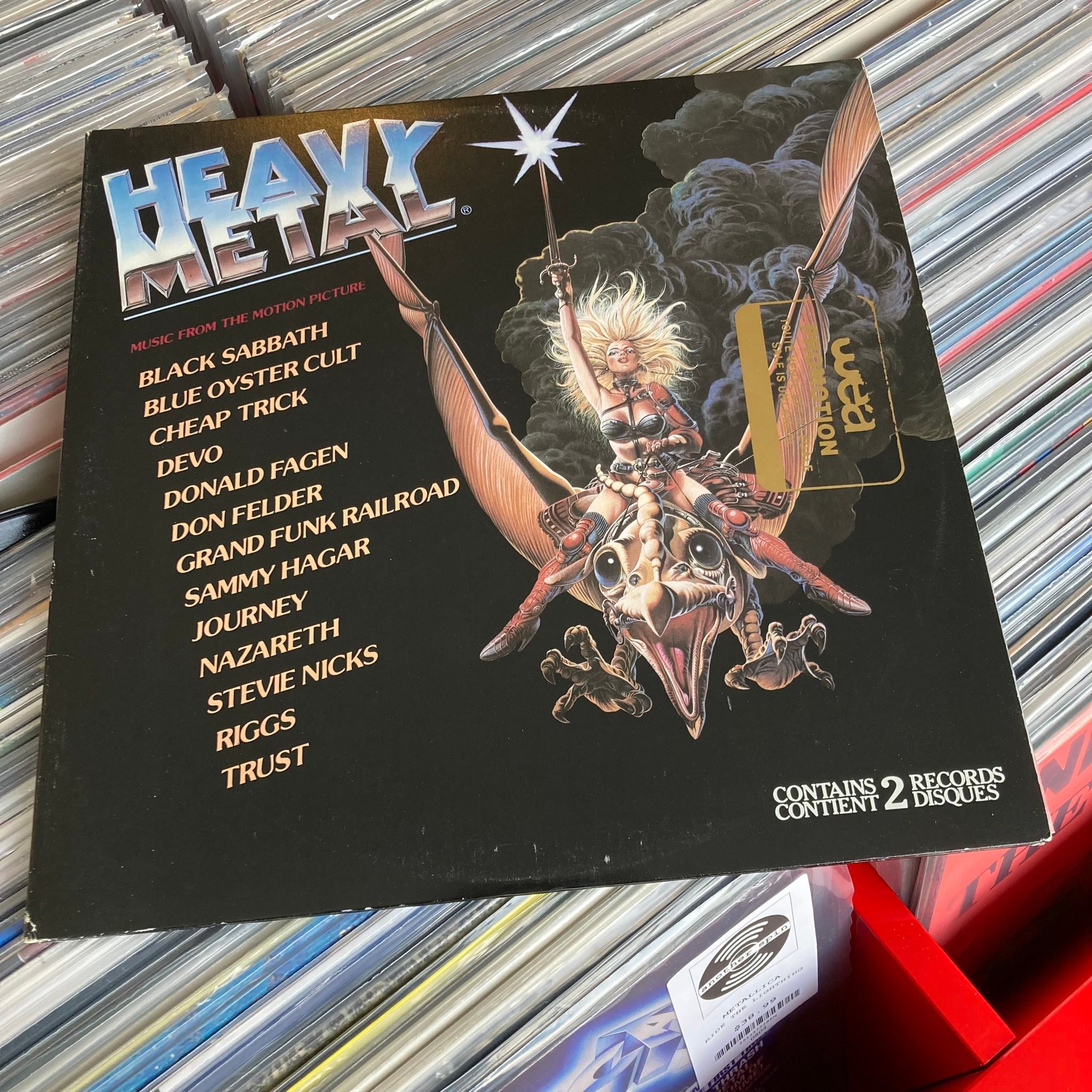Look what just came in…… 2 records we hardly see and rare. Love 