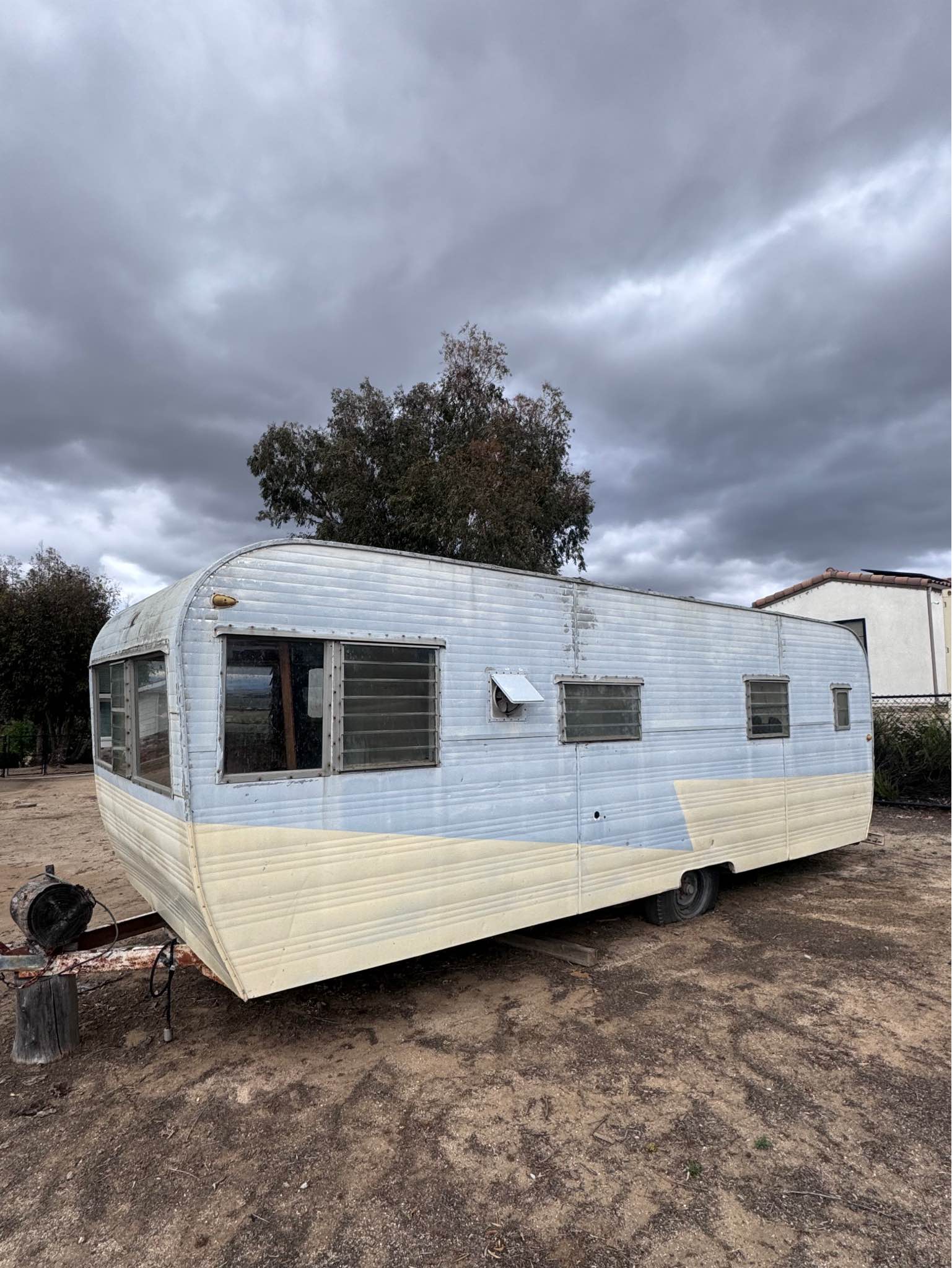 1950s “Canned Ham” Vintage Camper Trailer- original frame- project ...