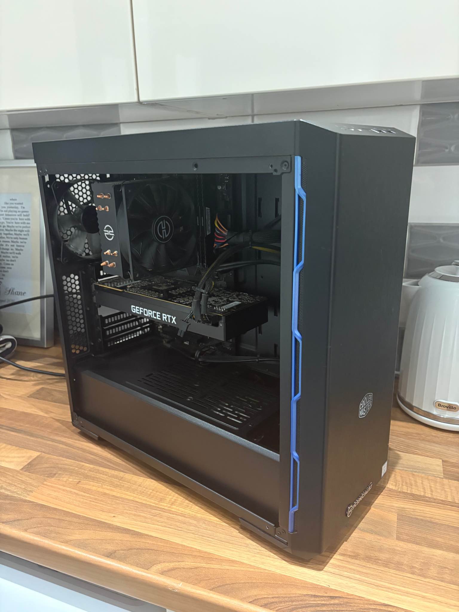 Premium High- End Gaming PC – i7-9700 | RTX 2070 Super | 16GB