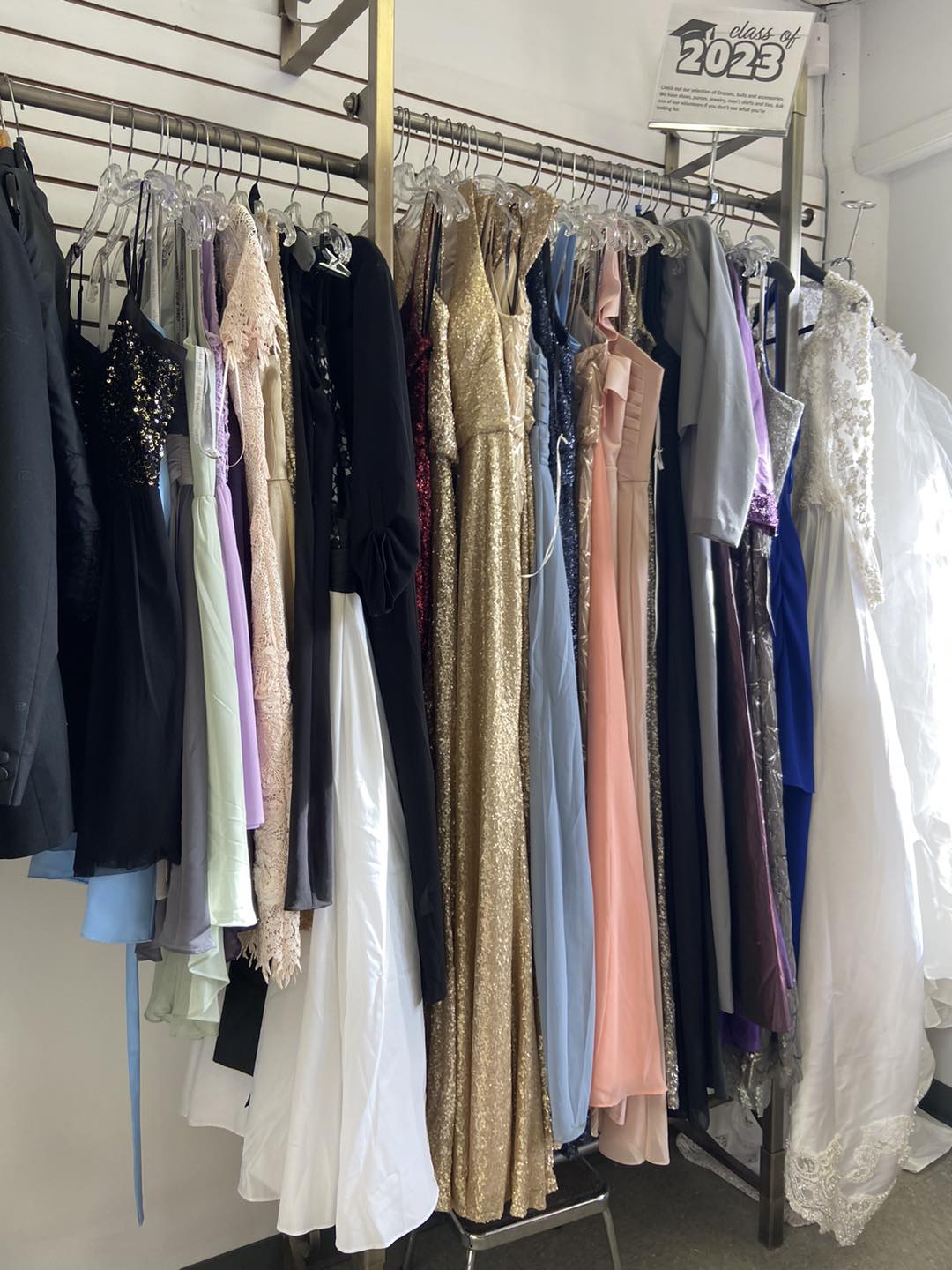 plus size rental formal dresses Ever-Pretty 2026 Elegant Deep V-Neck Glitter Evening Dress with Front Slit colour:Pastel Blue or special events Event Wear Cornbread Dressing made the