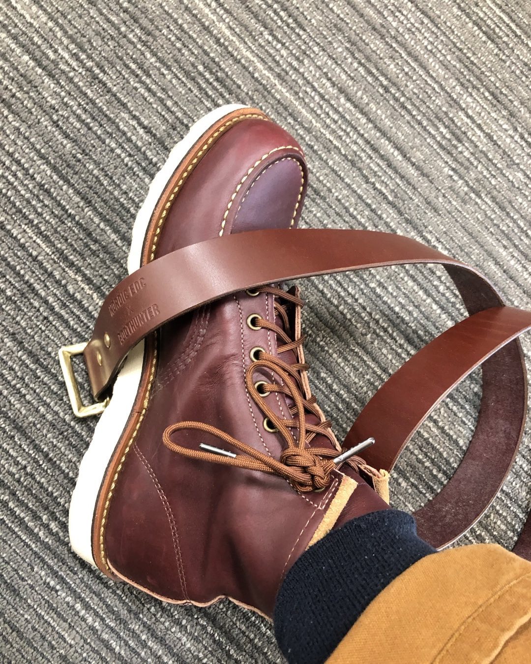 Archives Monday: Today with a very rare 4618 Red Wing X Nigel
