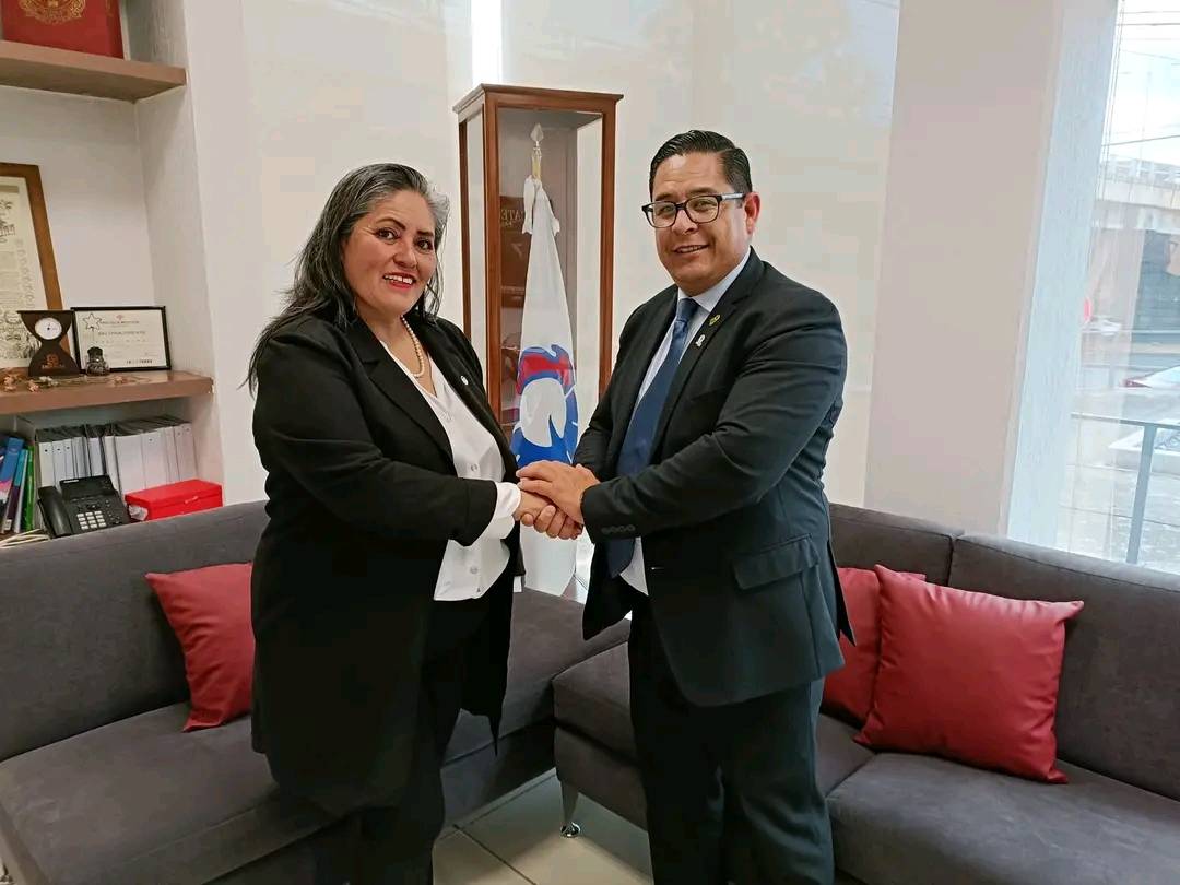La comunidad UNISIMA se... - Universidad Sierra Madre