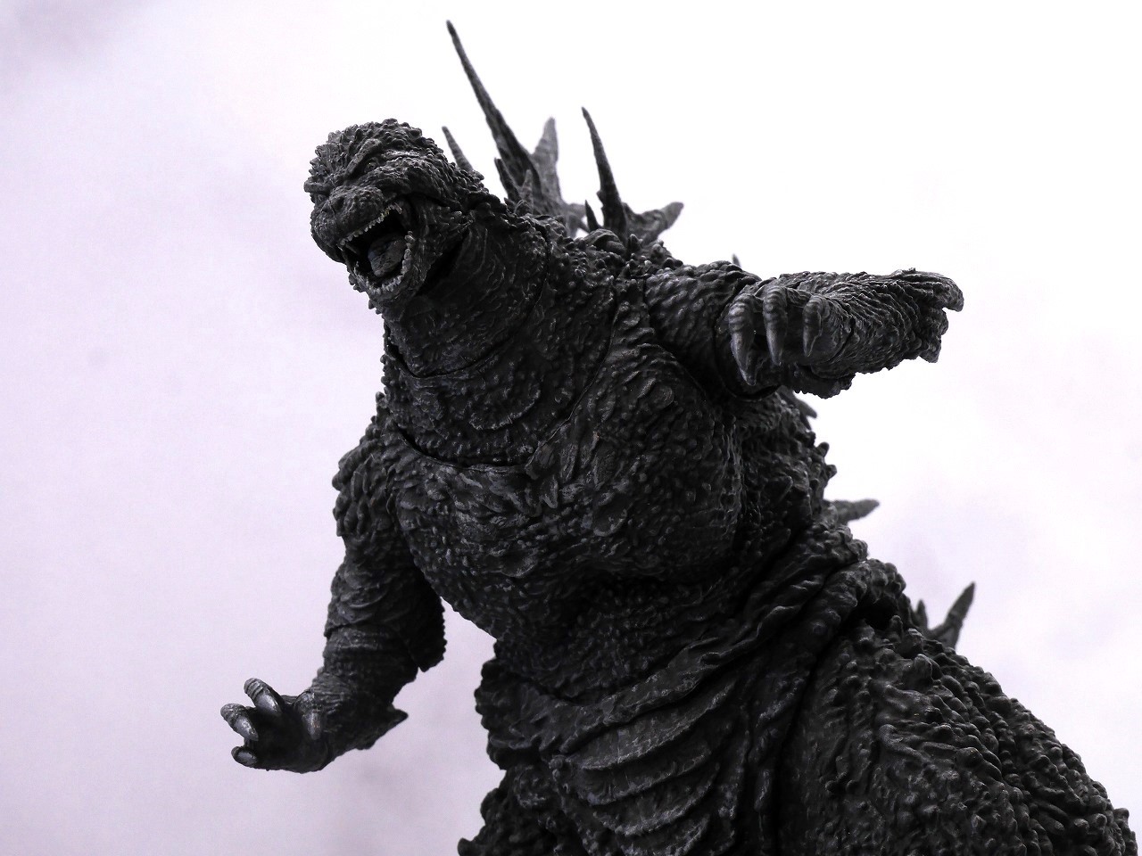 魂ストア 展示情報】 「S.H.MonsterArts ゴジラ（2023） マイナス 