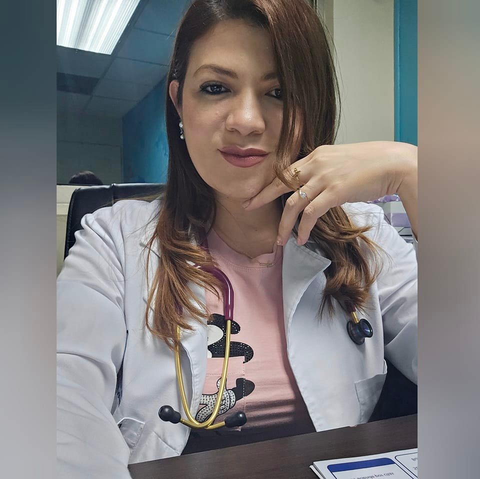Pediatra Neonatóloga Dra. Karla María Rauda | San Miguel