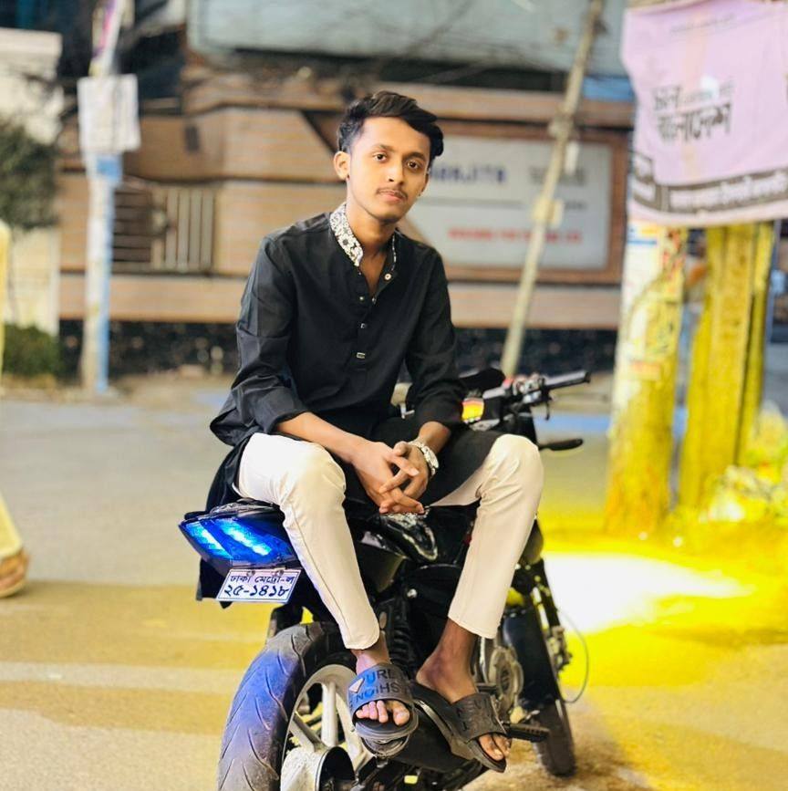 Iftiyan Azlin