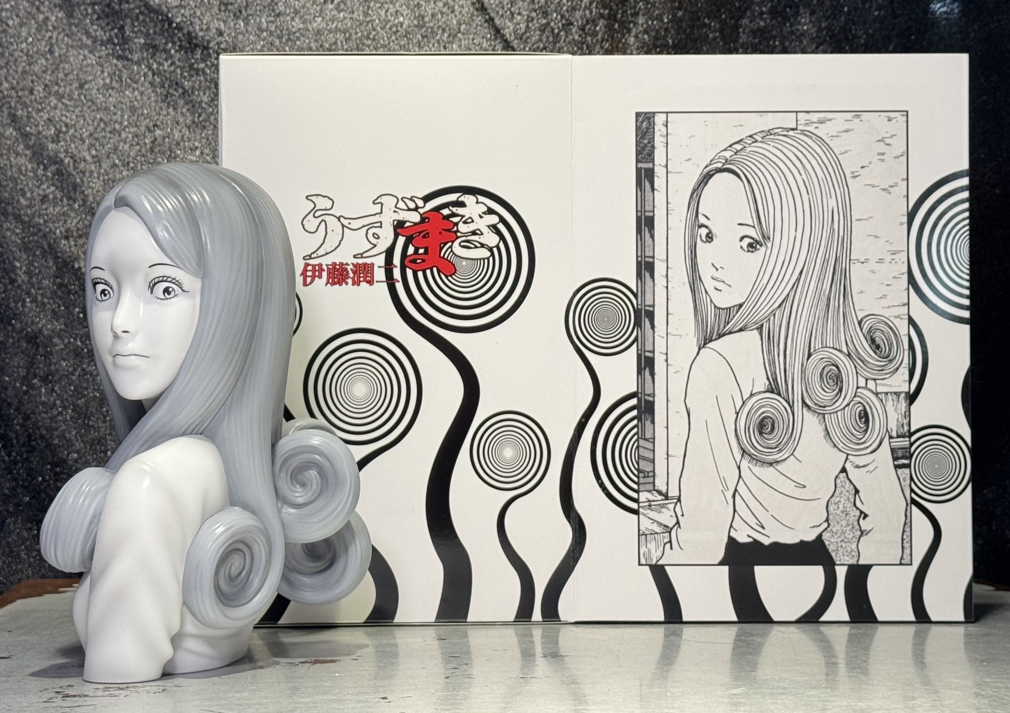 Unbox Industries x 伊藤潤二 Supersize Bust 系列 Uzumaki (漩渦