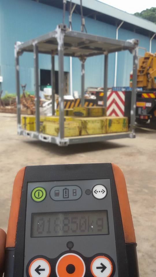 Prototype proof load test on container 8'x8' according DNV 2.7-1 Client ...