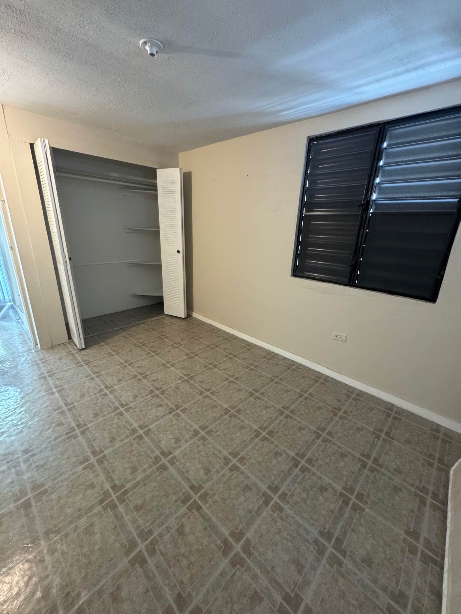 APARTAMENTO/STUDIO - AVE. MUÑOZ RIVERA EN PONCE - Property Rentals ...