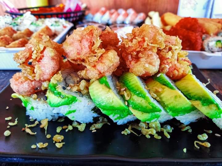 SempaiSushi - Hoy disfruta de un delicioso rollo RANCHERO de #sempaimx ...