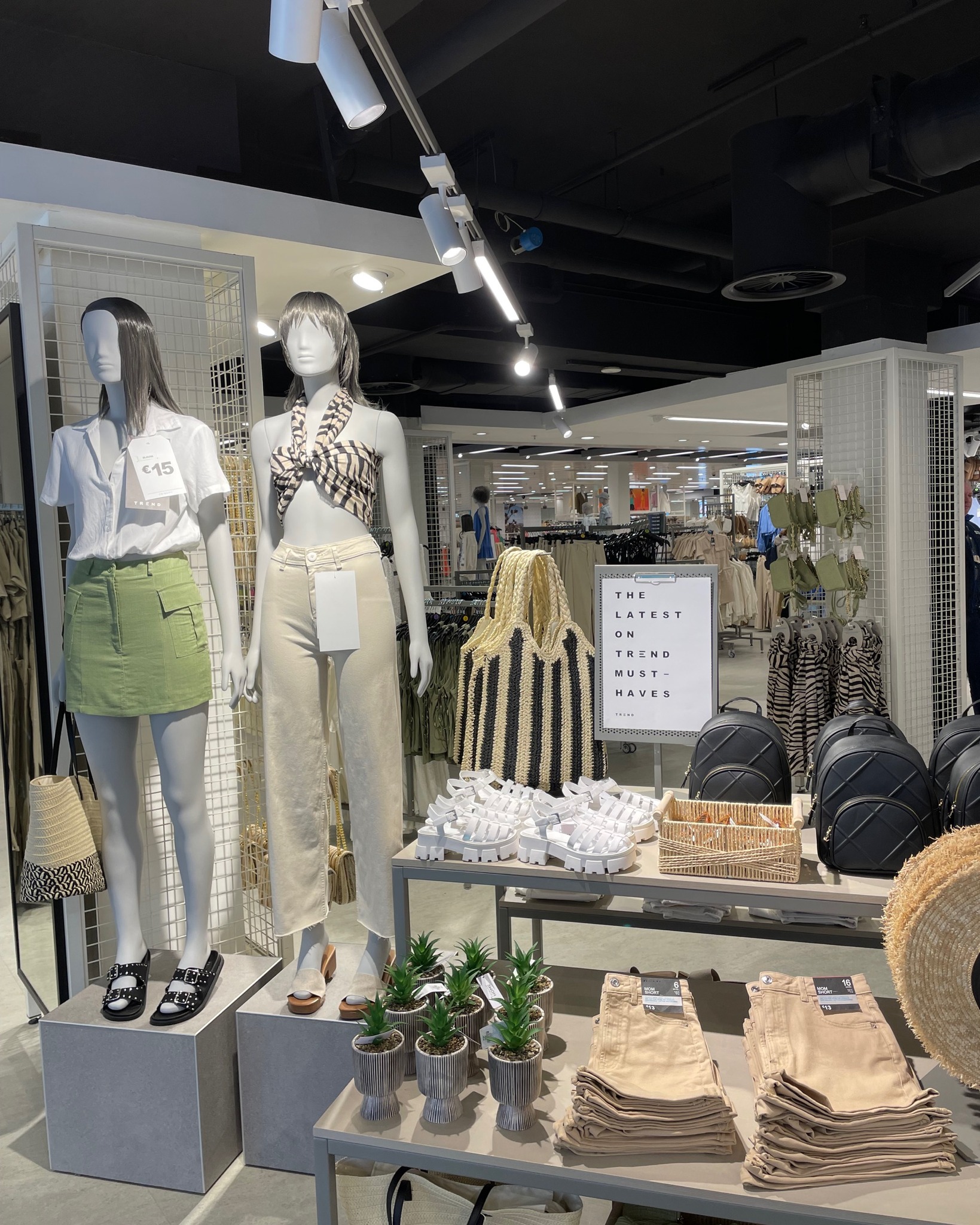 Primark - Trending in store now 💛 https://www.instagram.com/primark ...