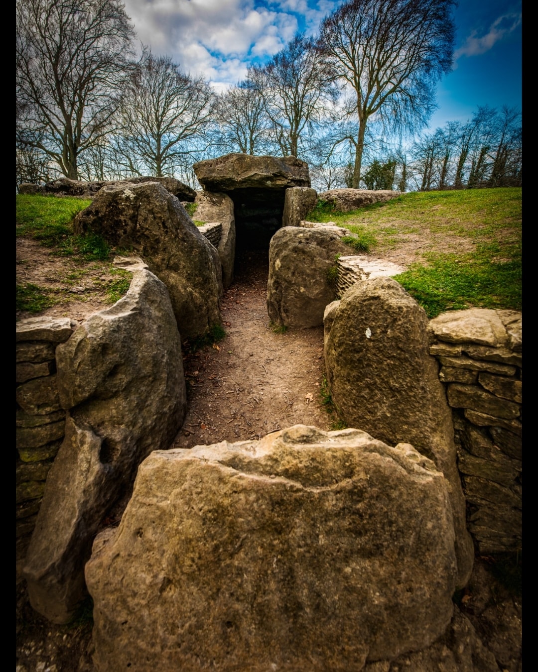 Ancient Britain - Wayland's Smithy is an Early Neolithic... | Facebook