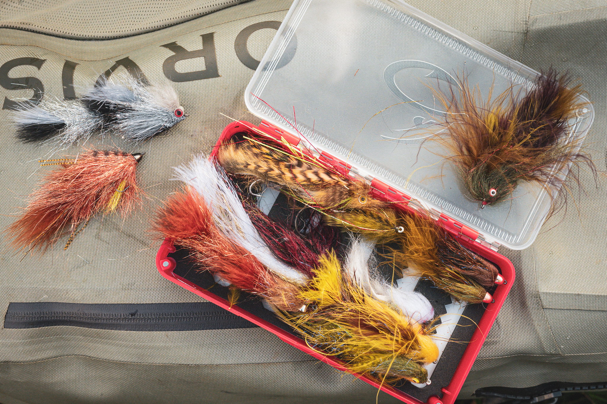 best streamer box fly fishing JHFLYCO Loaded Foam  Medium Assortment sided box with Mega Streamer Fly Design-Top Tips for