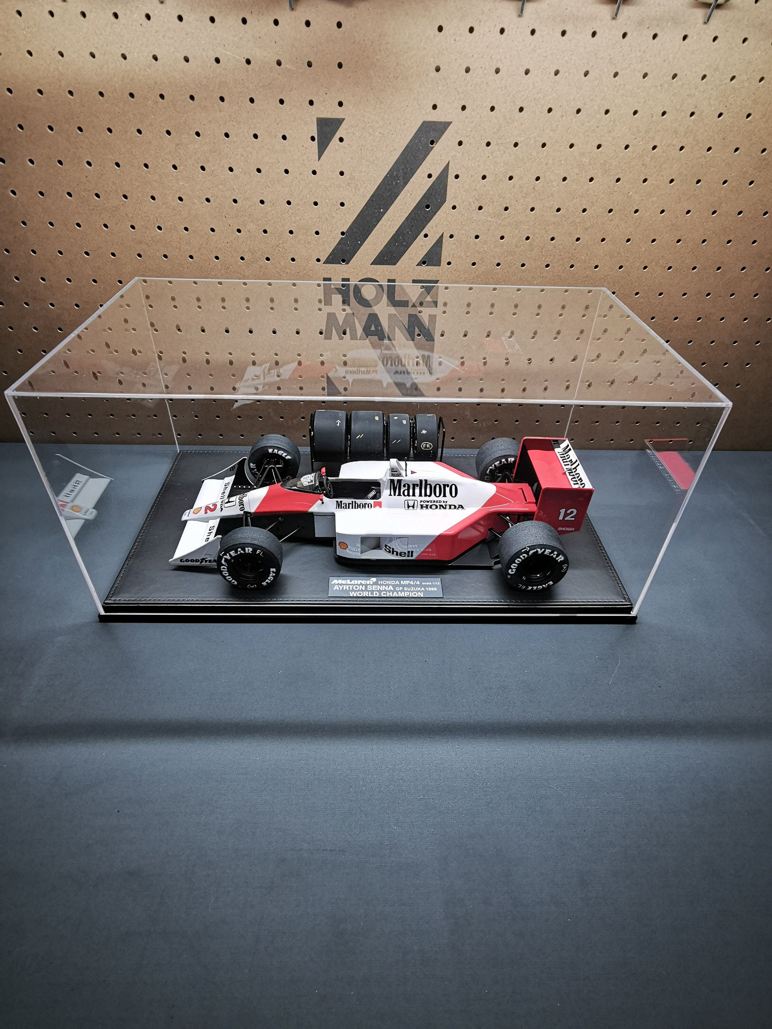 Mclaren mp4/4 1988 scala 1:12 AYRTON SENNA kit meng