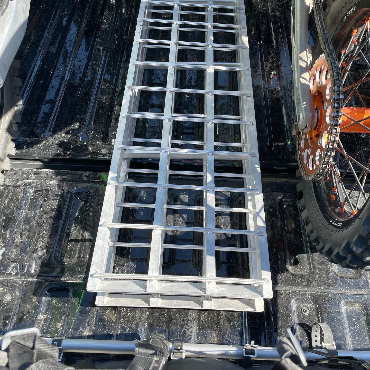 Latchit Rack