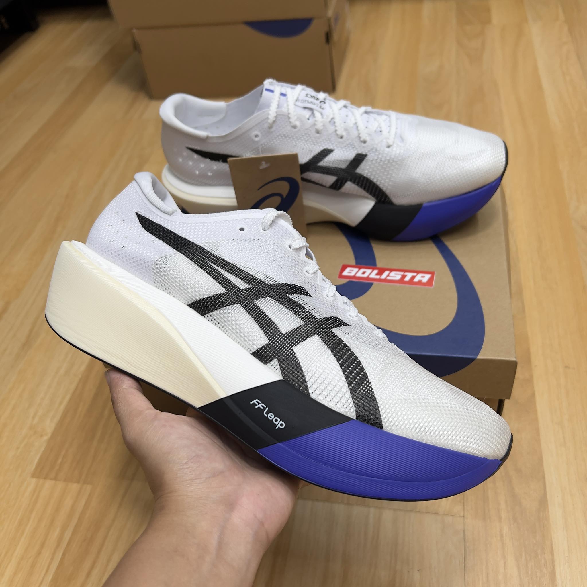 METASPEED EDGE TOKYO?‍♀️ “White Cobalt Burst” ₱ 14,580 Free 
