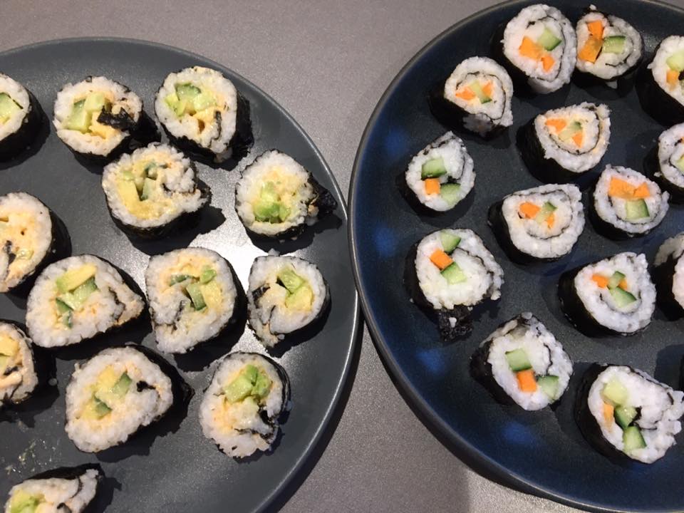 sushi-med-gr-nnsaker-er-enkelt-og-greit-plantebasert-mat-facebook