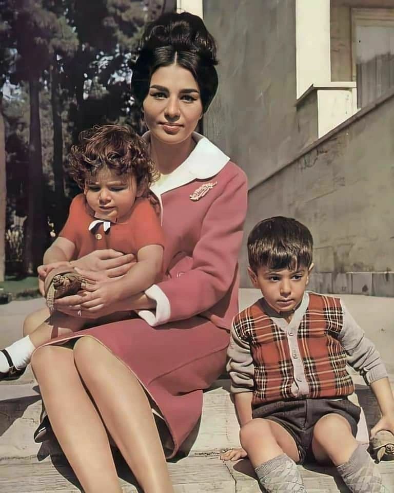 جاوید جاوید جاوید، جاوید جاوید جاوید... - Nikolas S Mohsen