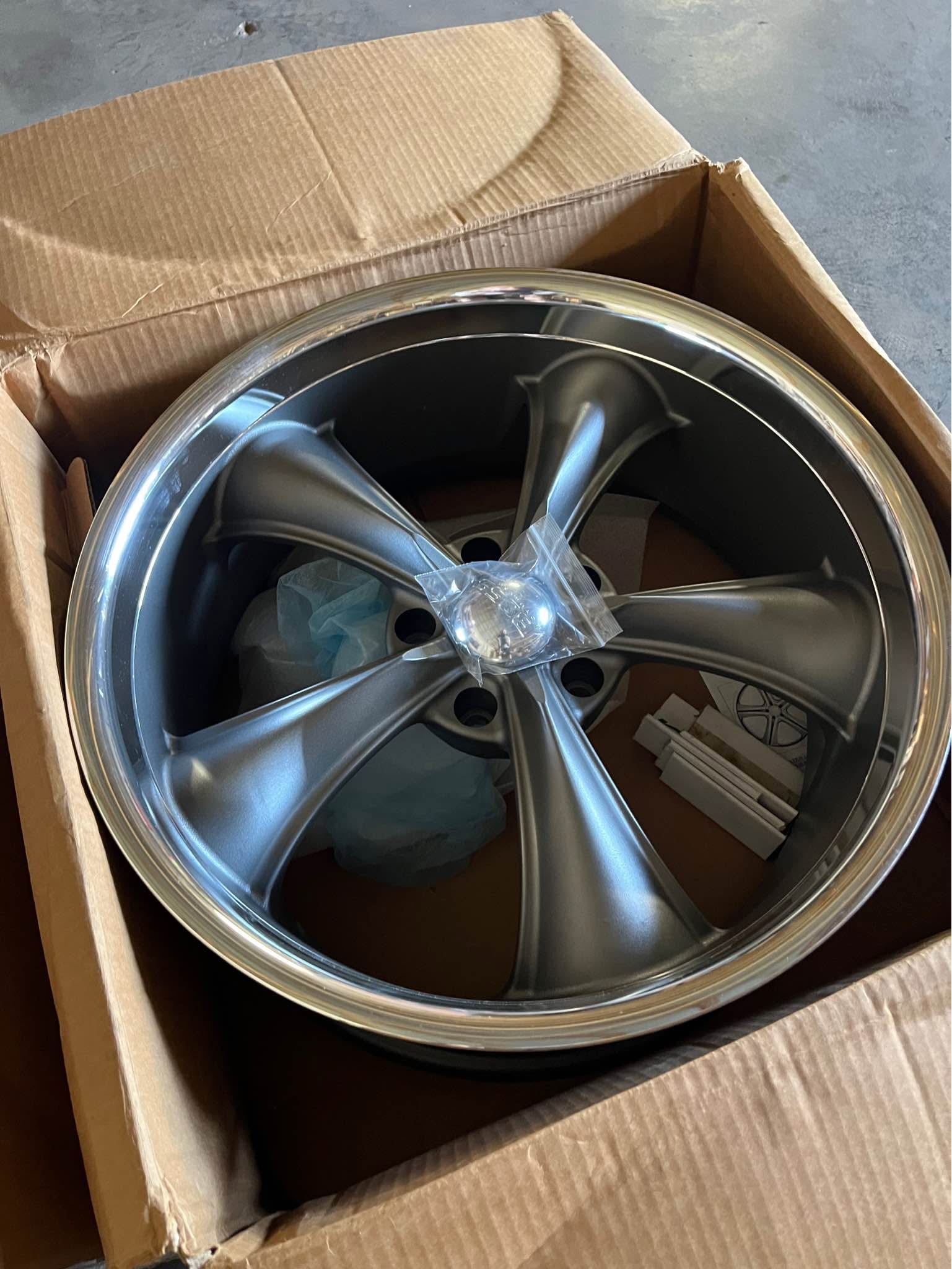 Boss 338 20x8.5 5 on 5 bolt pattern - Car Wheels, Tires & Parts ...