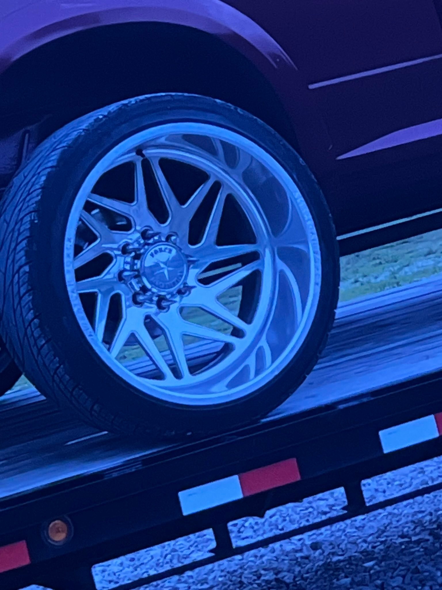 4x rims with Tyres 205/45/17 -Tyre size Threat about 95 % 5/100 
