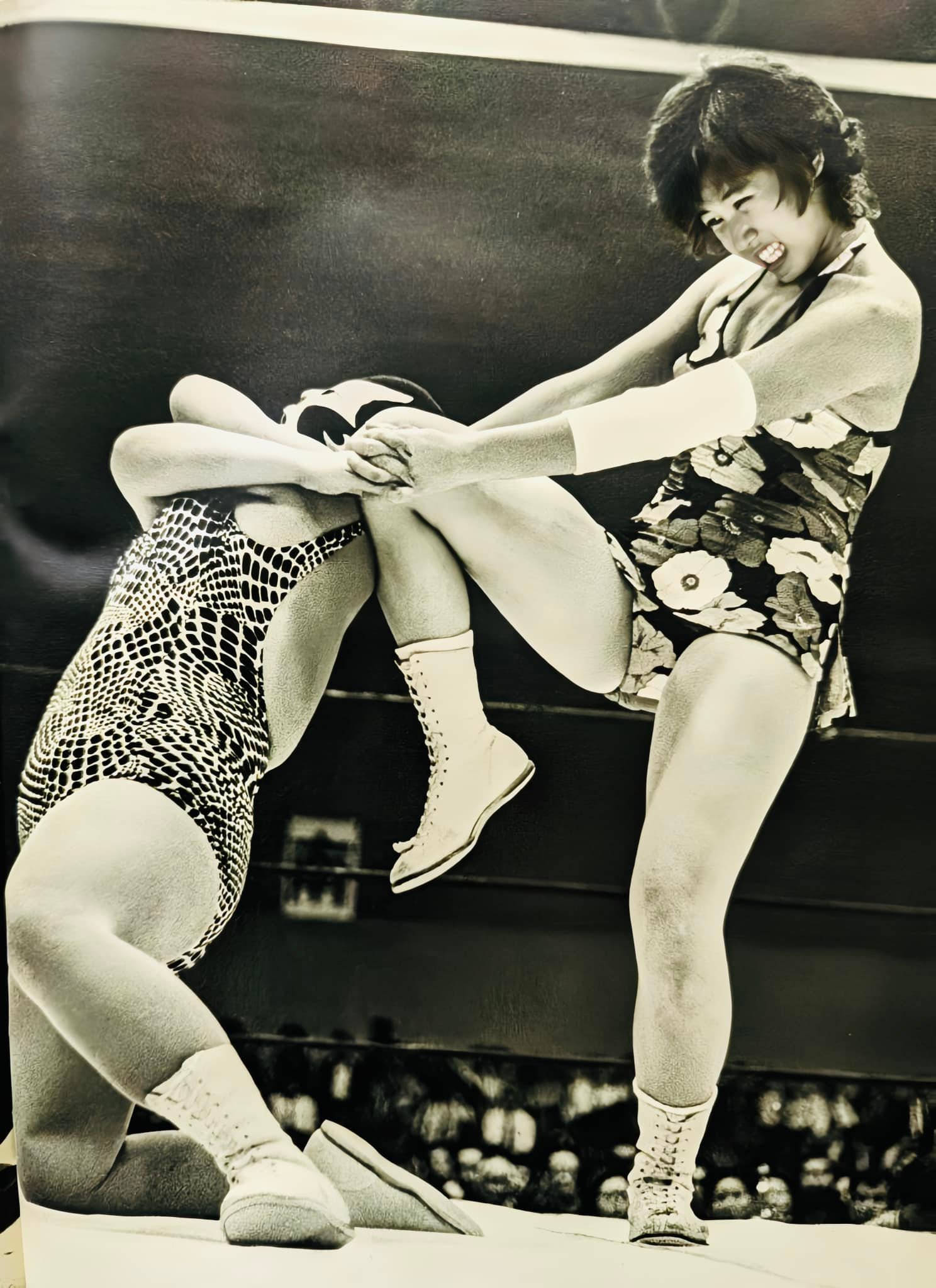 本日は元祖アイドルレスラー マッハ文朱のお誕生日🎂 プロレスデビュー