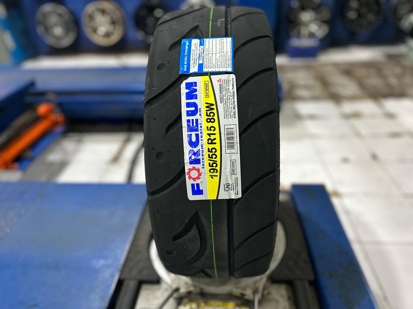 BAN... - Wheels Kingdom Toko Velg dan Ban Mobil Surabaya