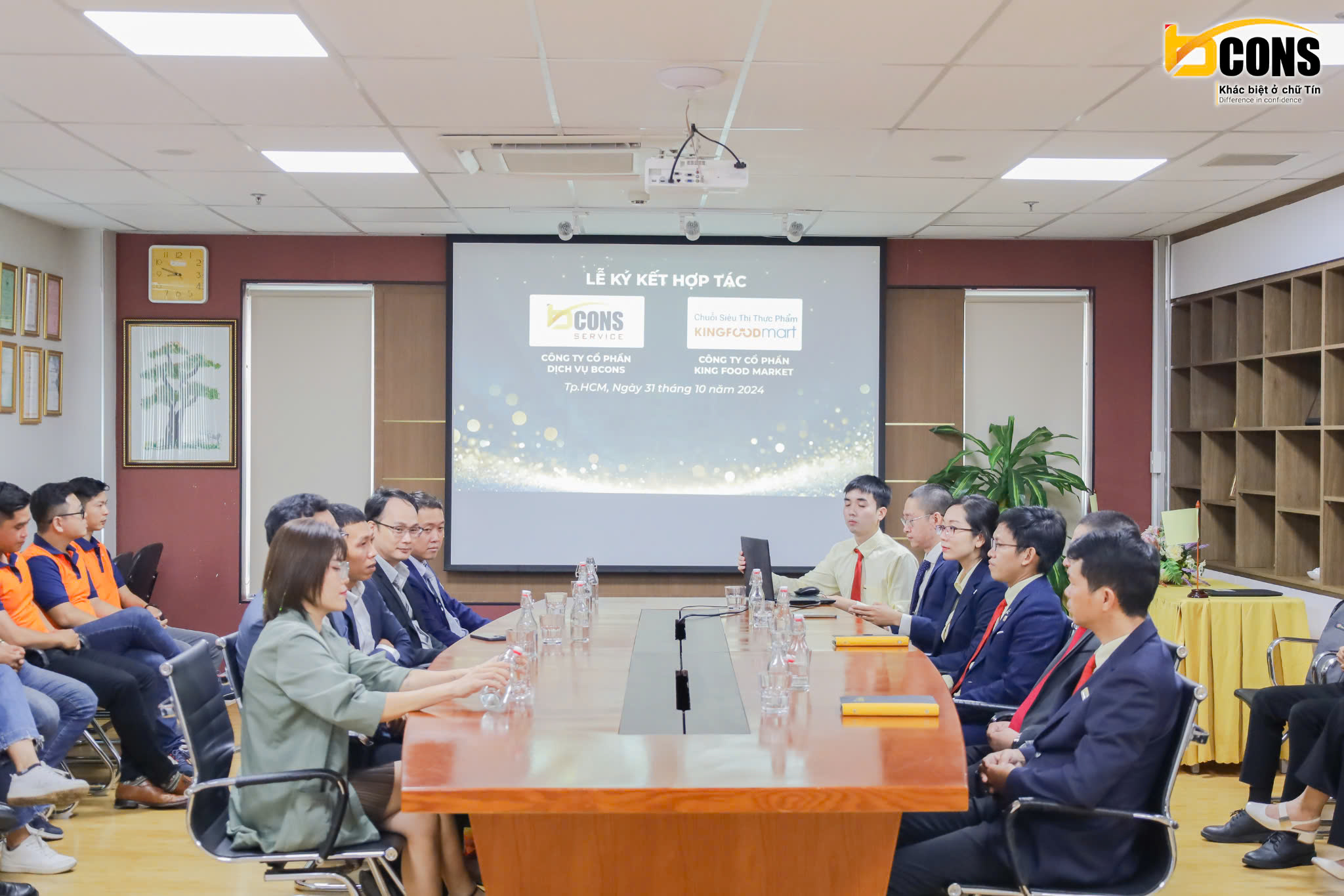 Bcons Service - 🎉LỄ KÝ KẾT HỢP TÁC CHIẾN LƯỢC GIỮA BCONS... | Facebook