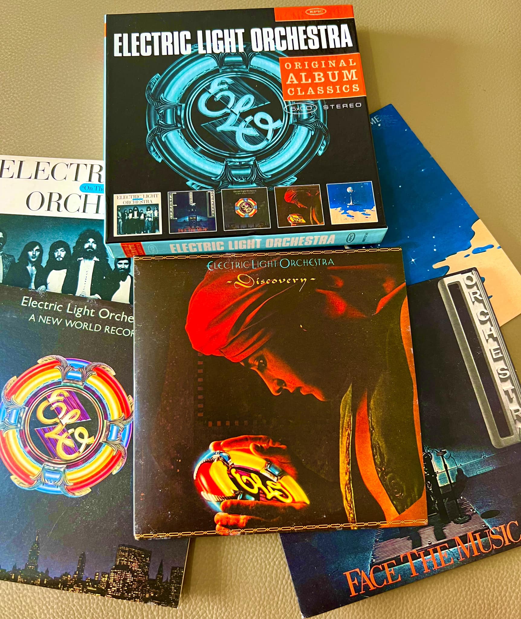 Jeff Lynne's ELO Flashback cd compilation booklet