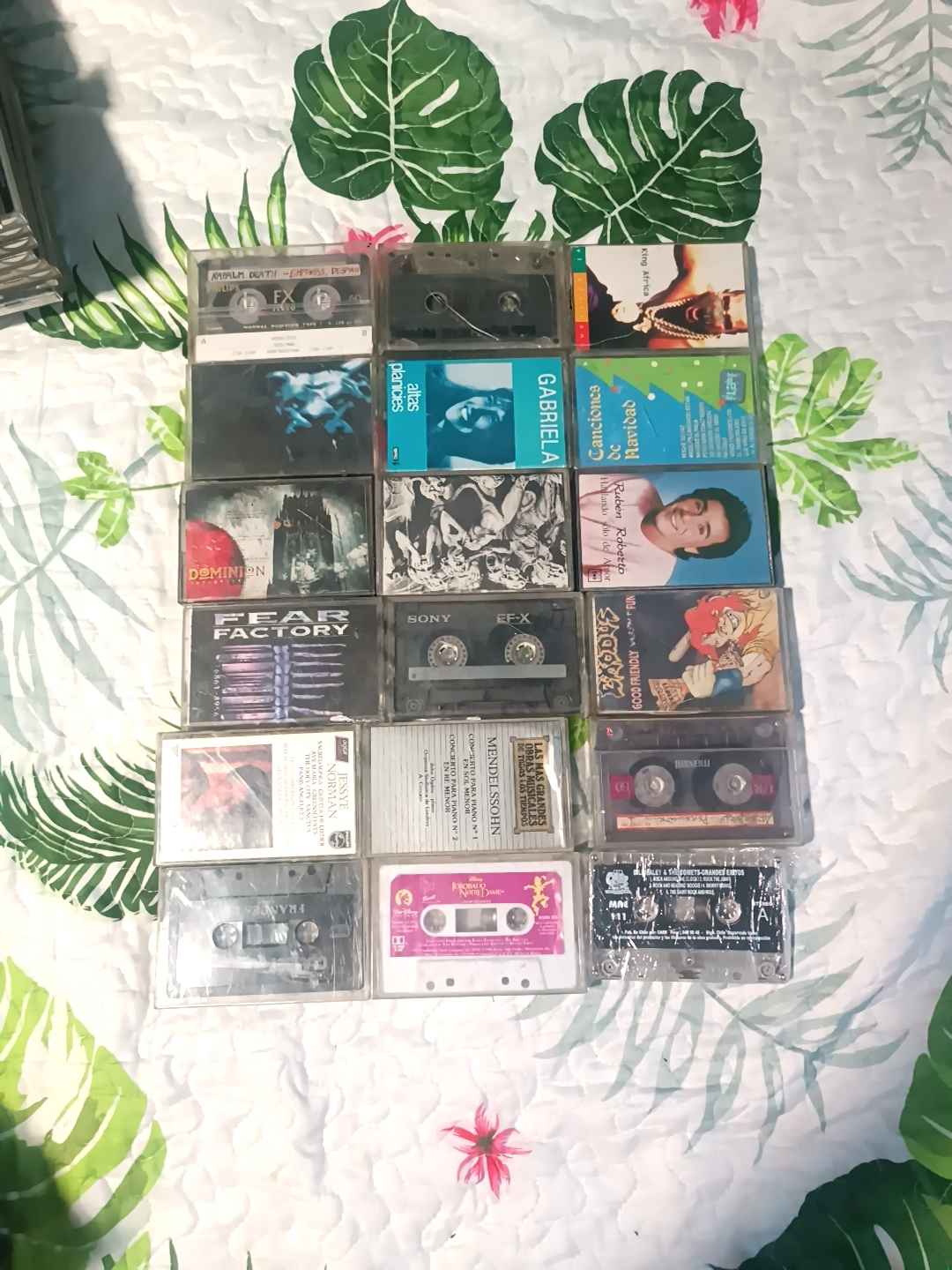 Lote CDs + Cassettes METAL y variados - Music - Santiago, Chile ...