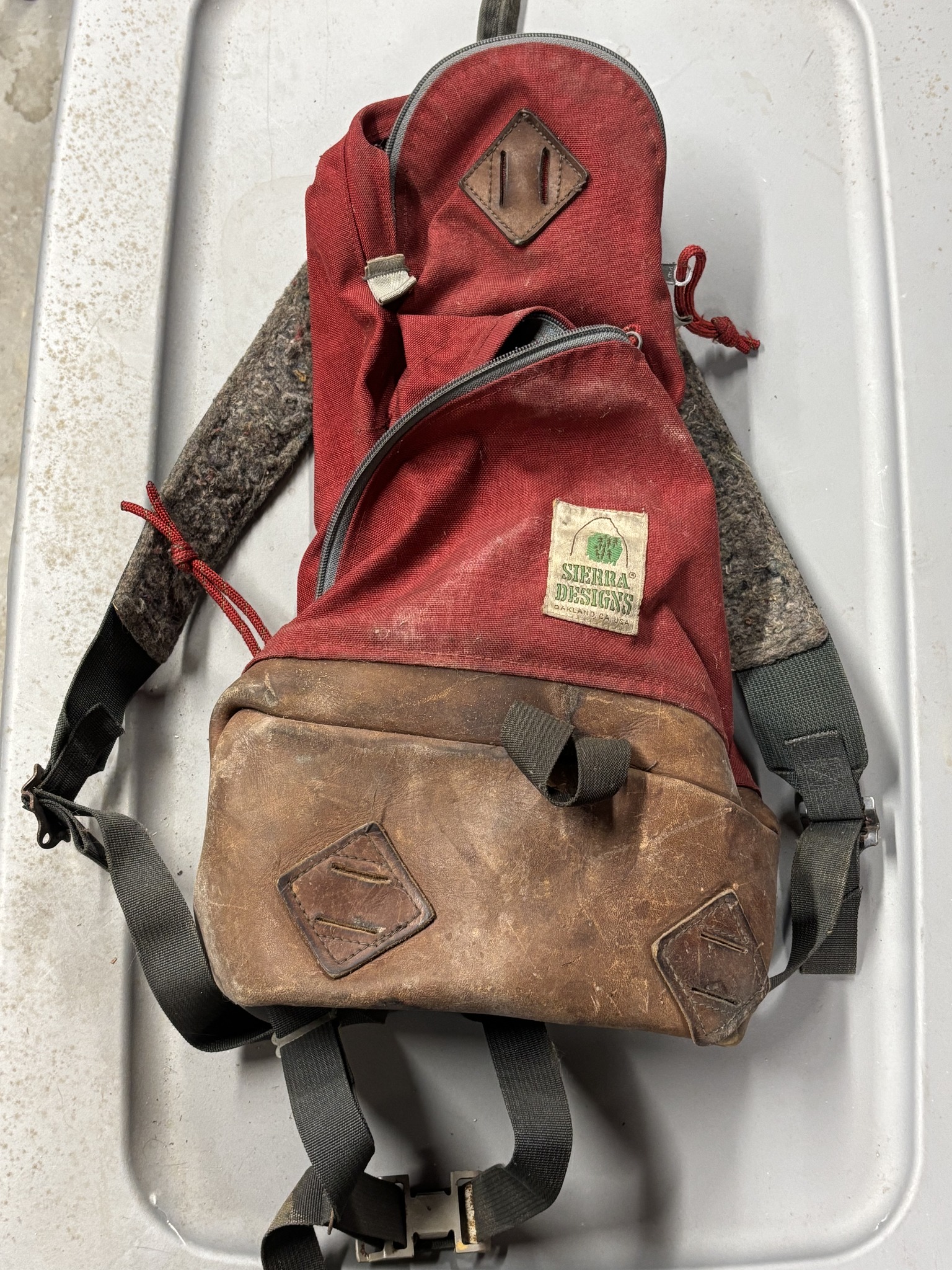 patagonia old backpack styles Refugio 26L Pack Black while the front organiser keeps smaller items like pens Patagonia Refugio Day Pack 26L