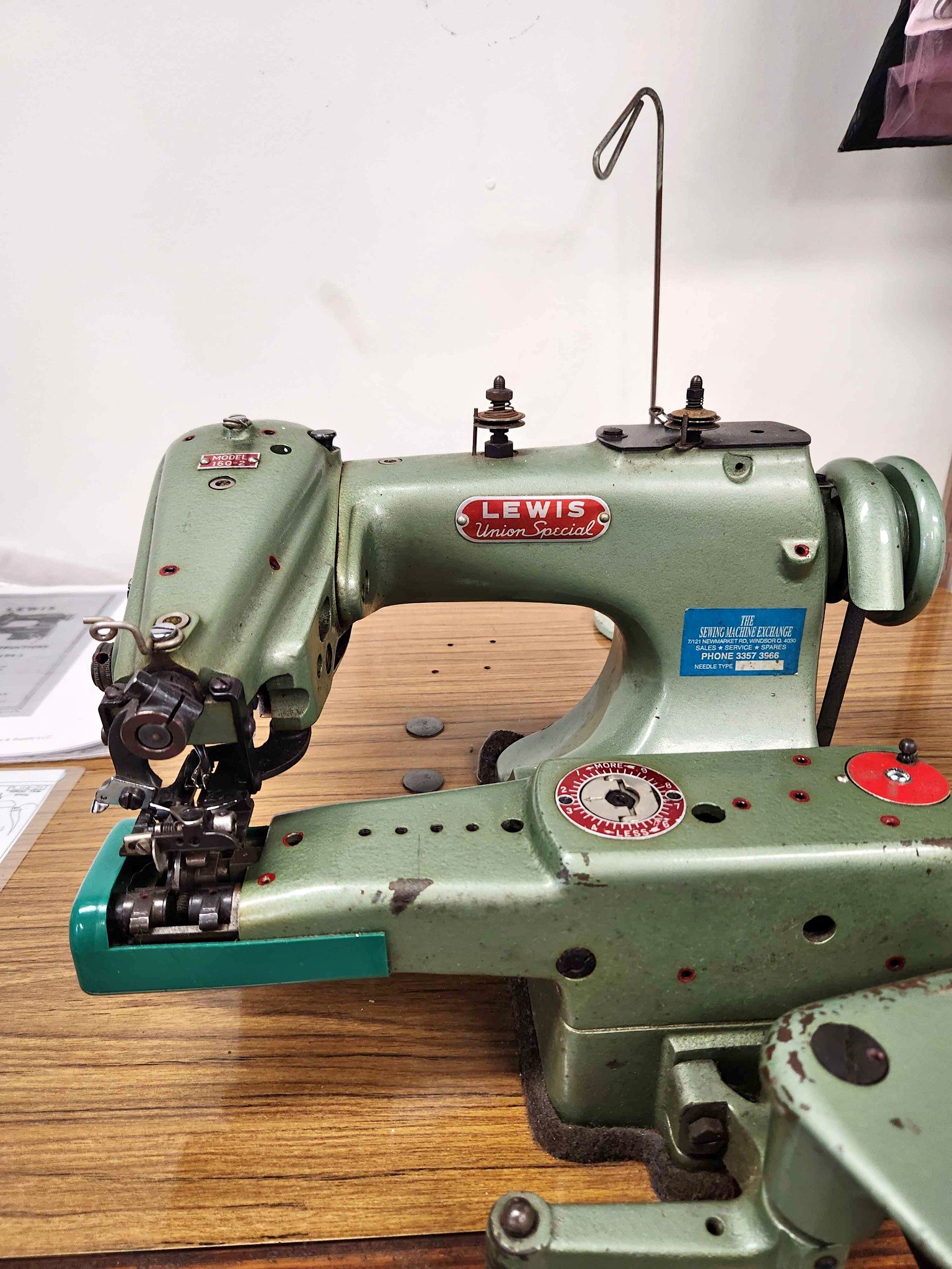 BLIND Stitch Industrial Sewing Machine - Sewing Machines & Sergers