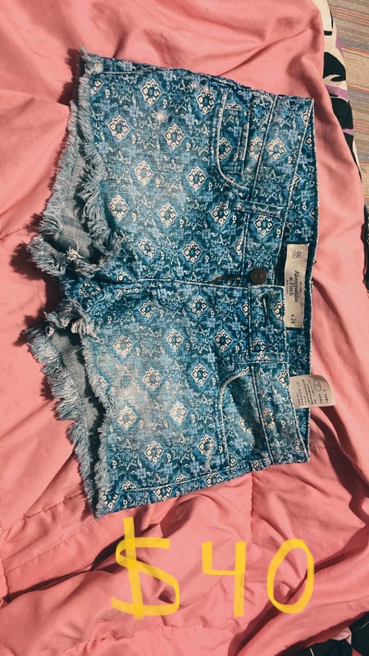 Ropa de mujer - Tops & T-Shirts - Coacalco | Facebook Marketplace ...