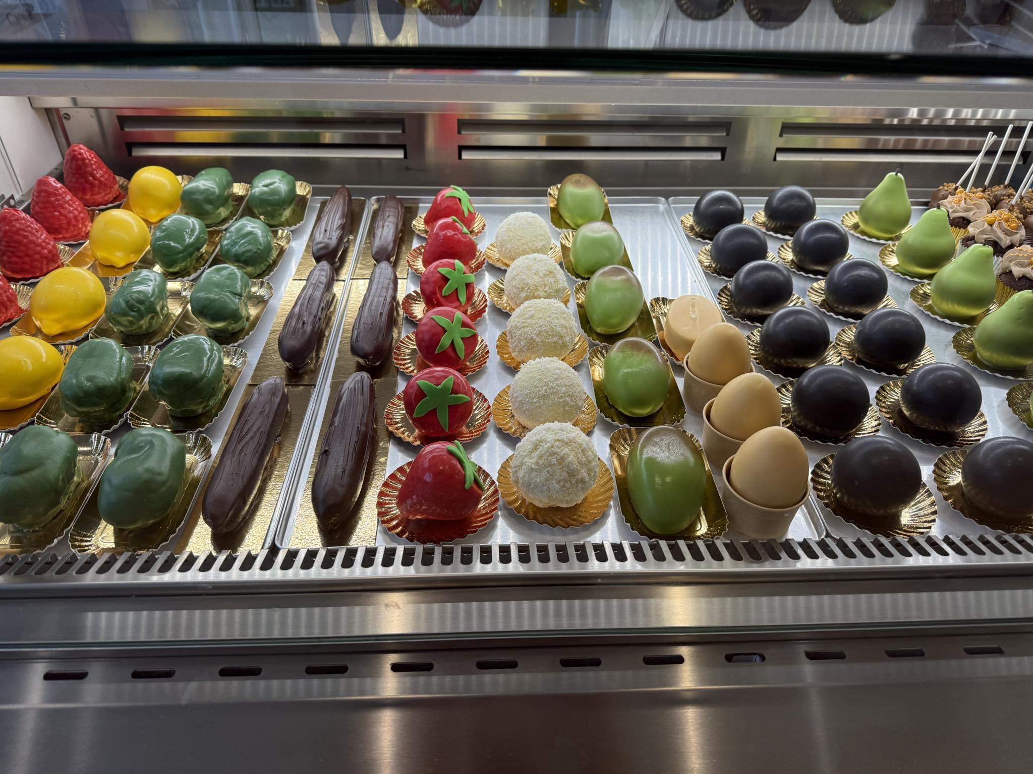 Choco Gems Pop ไอศกรีมผลไม้ กินปุ๊บ ป๊อบปั๊บ มาพร้อม 5 รสชาติสุดสดชื่น ...