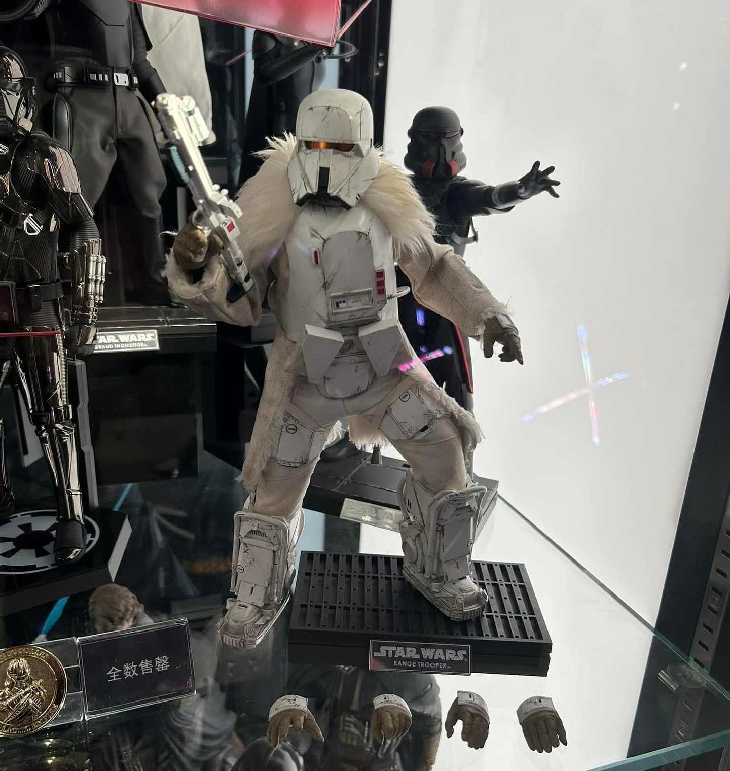 A look at Star Wars™ - 1/6th scale Range Trooper™ Collectible 