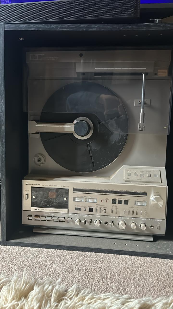 Is the Mitsubishi X-10 a good vintage audio unit?