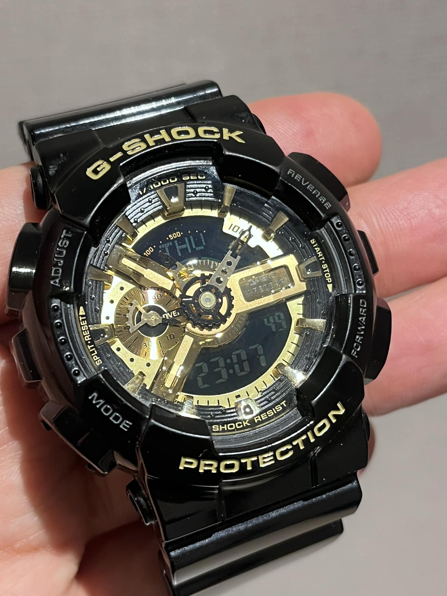 Free secondhand GA-110 Casio watch with visibility issue