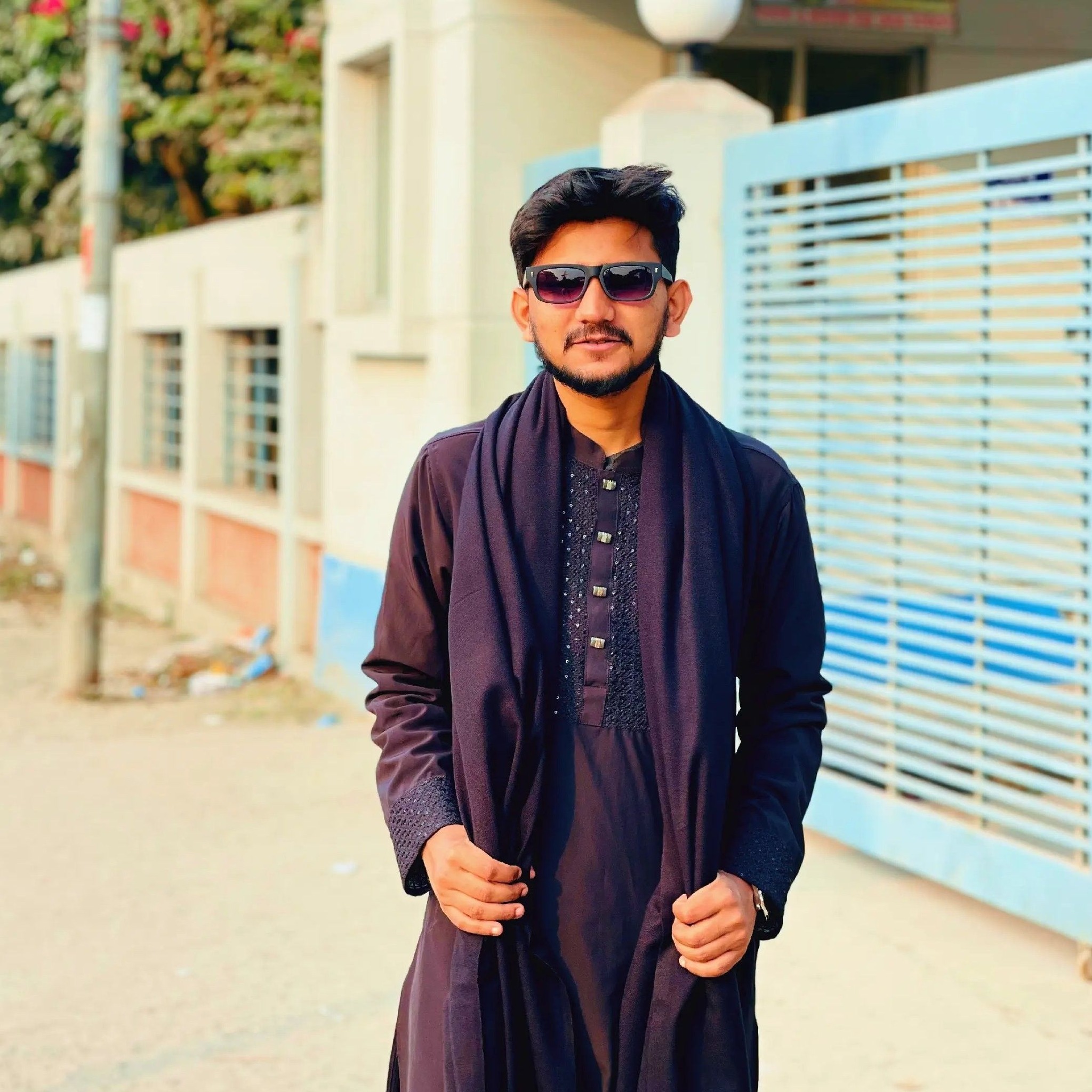 AL Shah-Riar