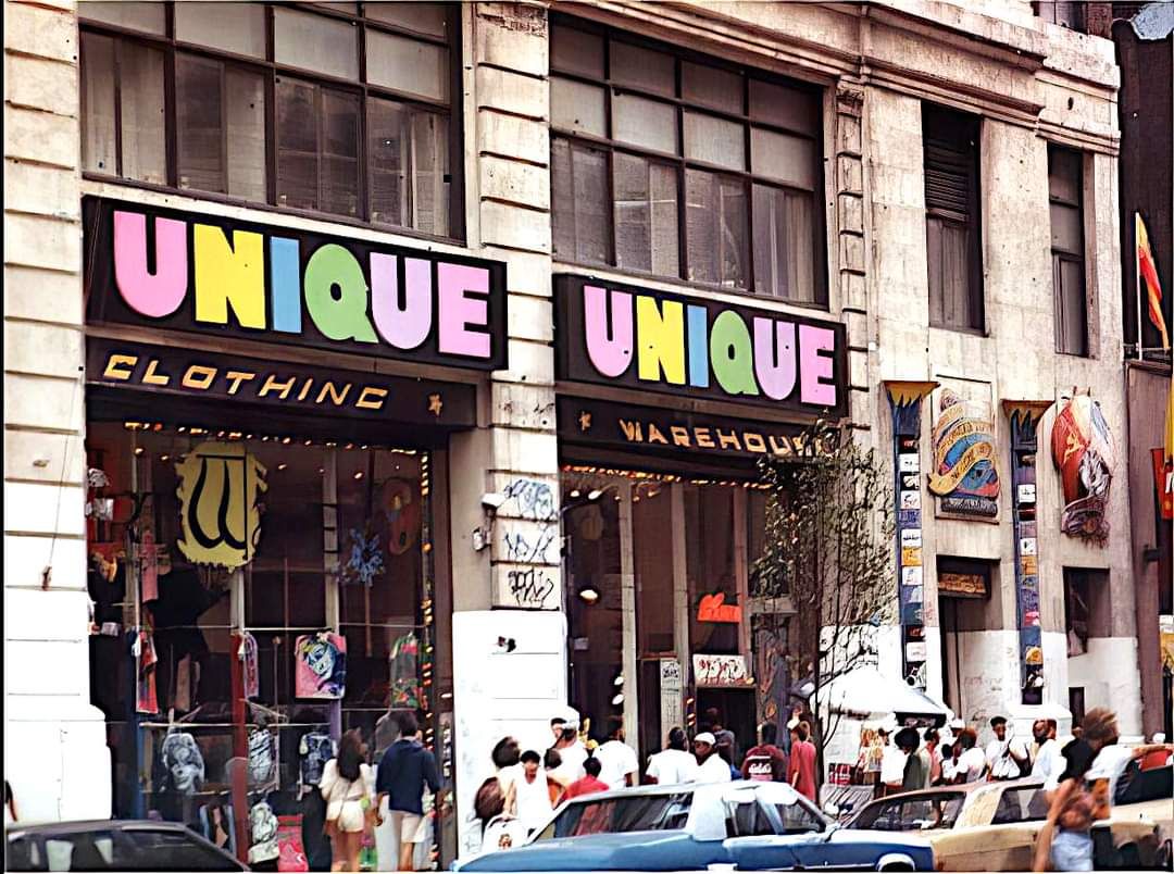 希少 90'sビンテージ UNIQUE CLOTHING WAREHOUSE Unique Clothing Warehouse on 8th Street and Broadway closed 1991