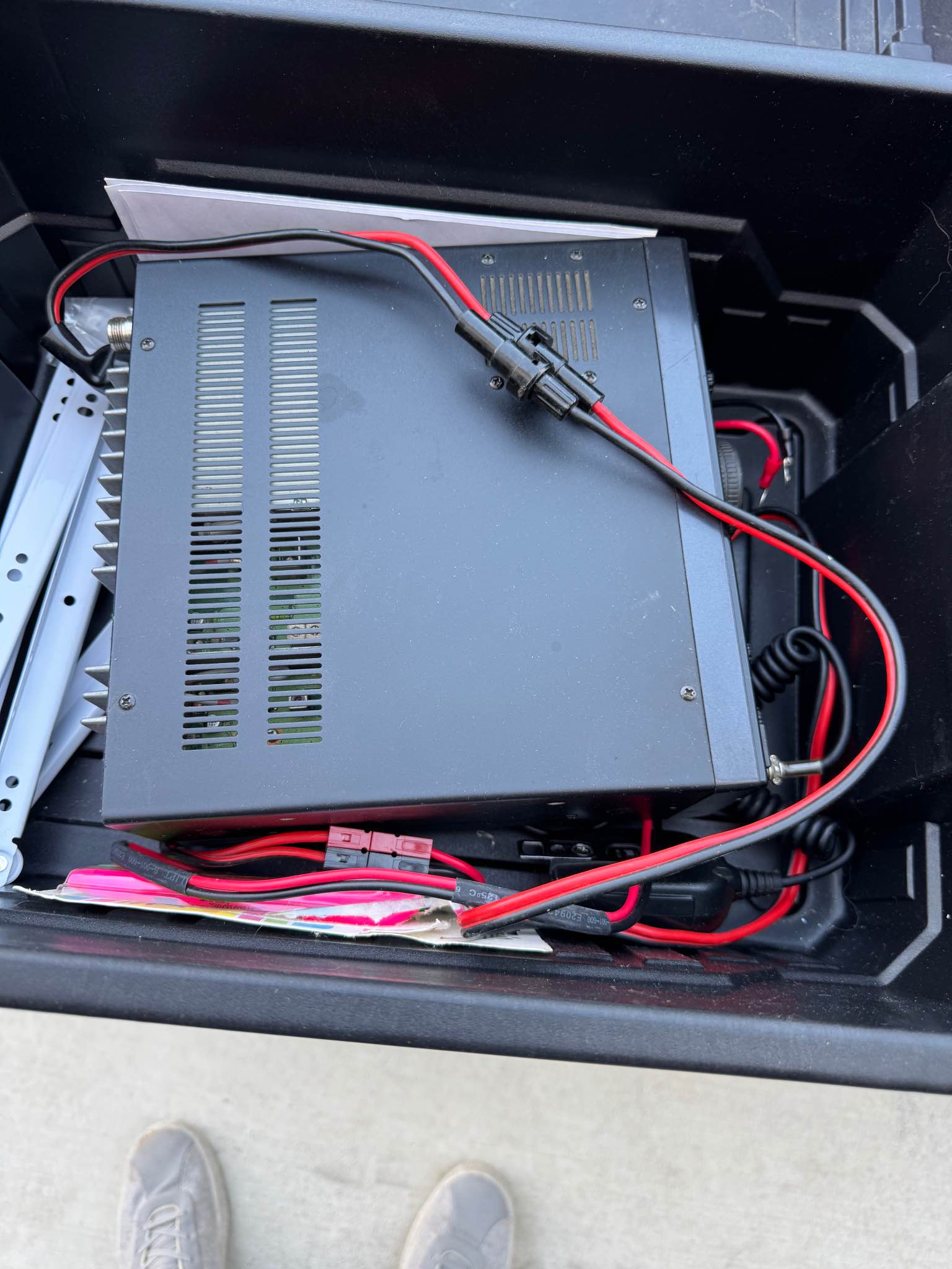 Icom IC-821, Leader testing equip., SeeSii DDS signal generator, & tons ...