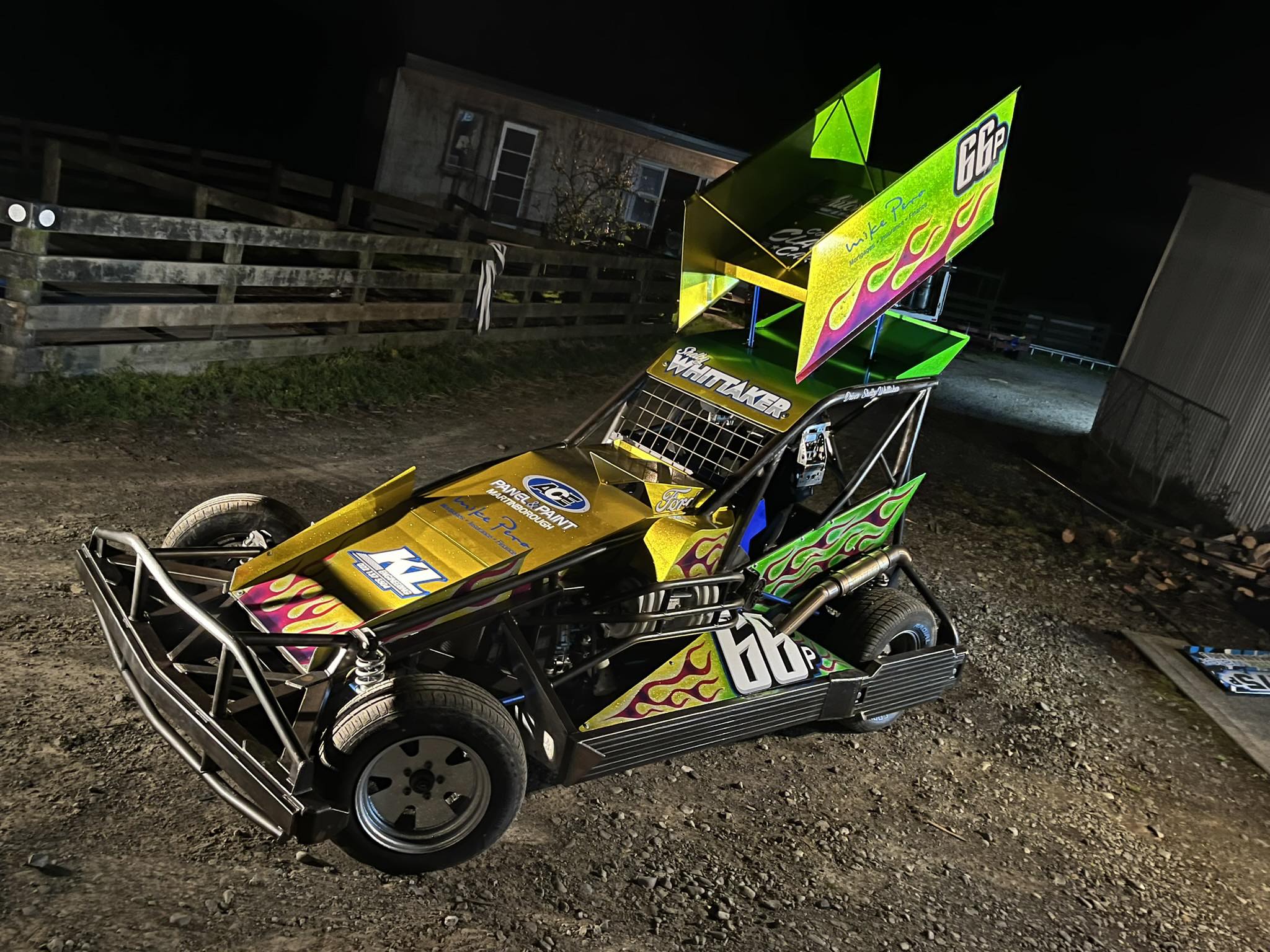 Whittaker racing