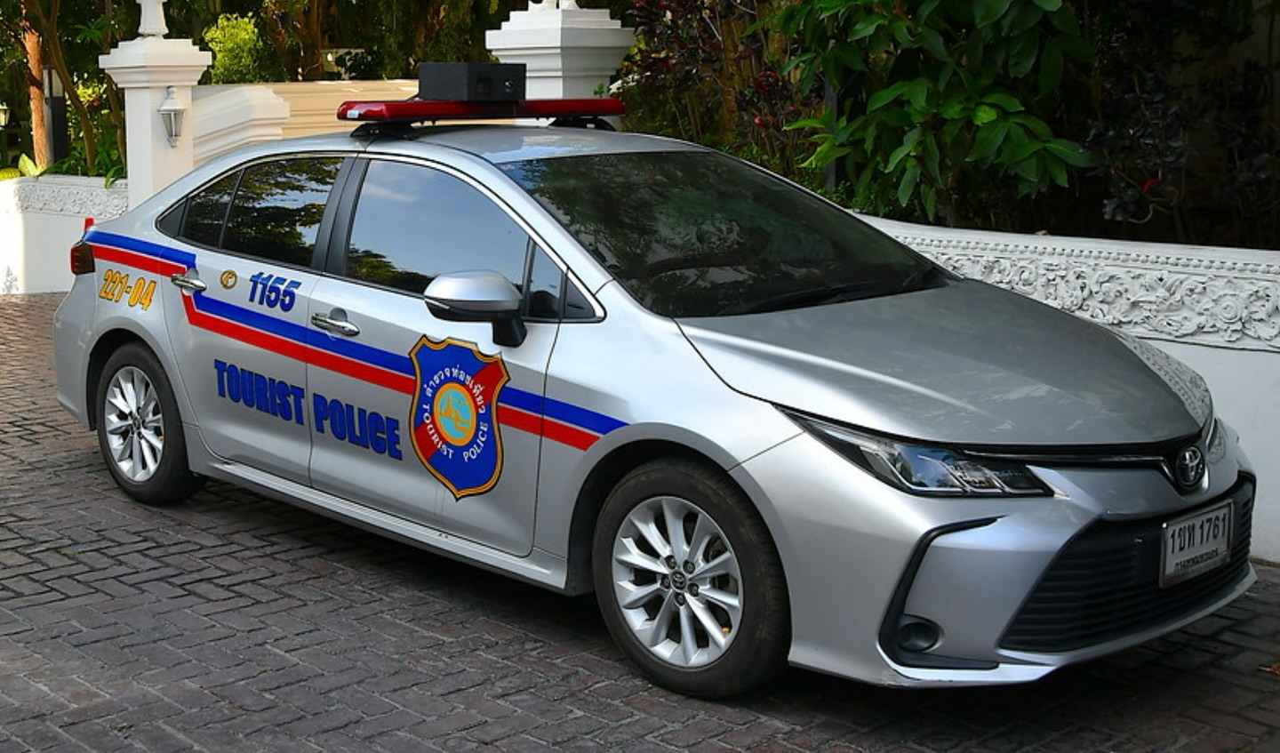 Tourist Police Car 🇹🇭🚨 (Toyota... - Thai Police Vehicles
