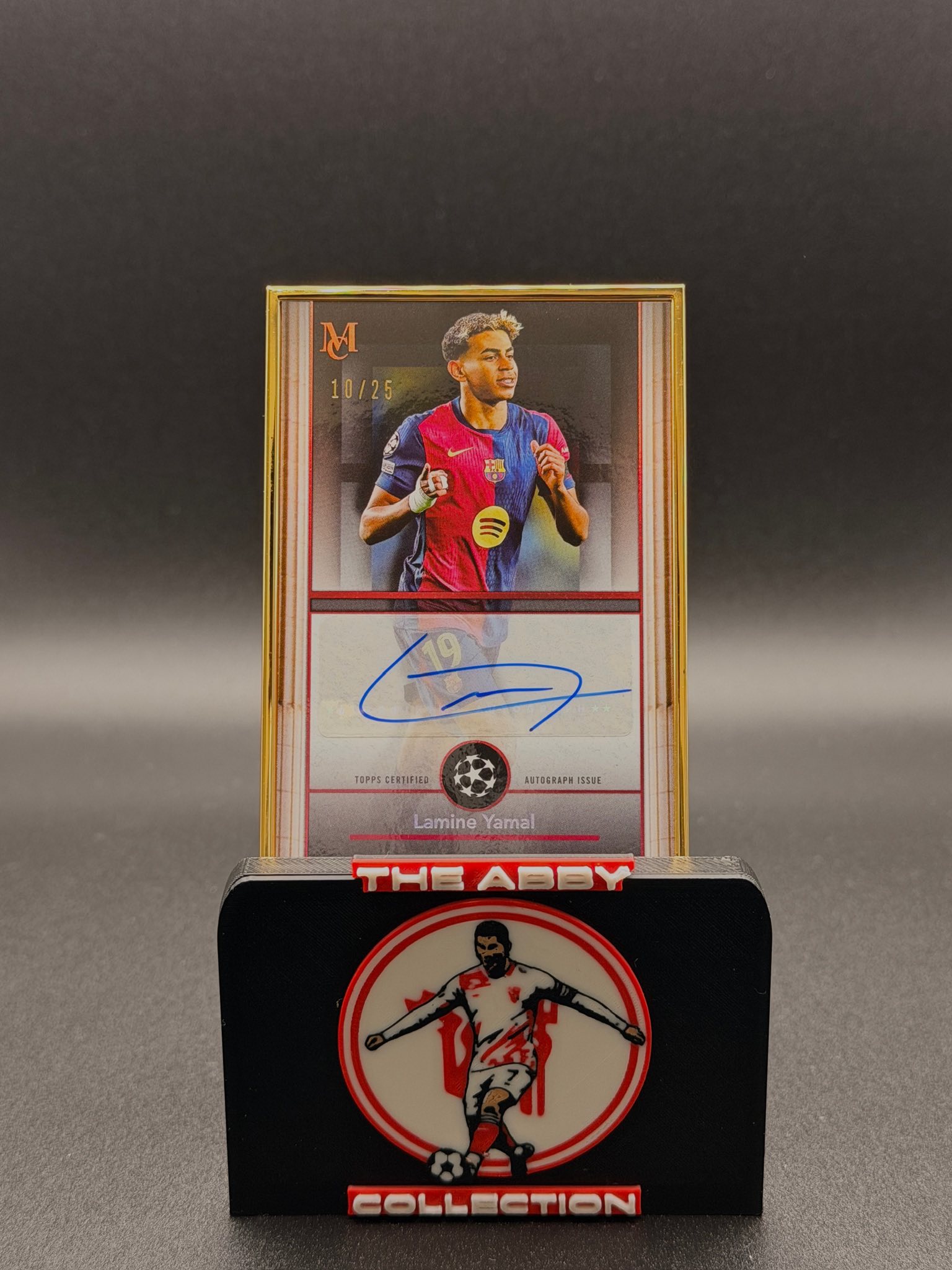 Big Sale Post ? All prices in USD Messi /30 Booklet - $15k Yamal 