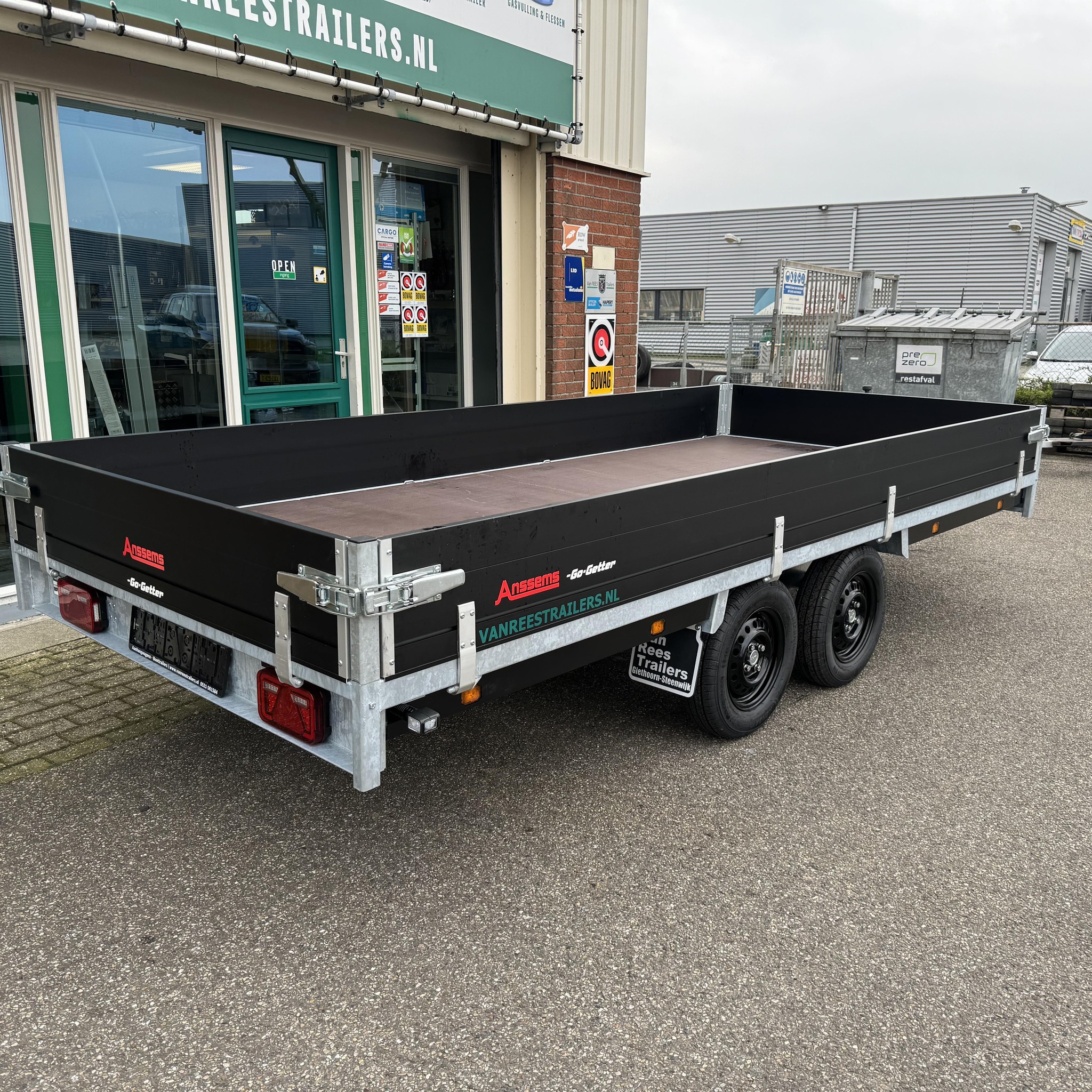 Van REES Trailers - Aanhangwagens, Boottrailers en Boottransport ...