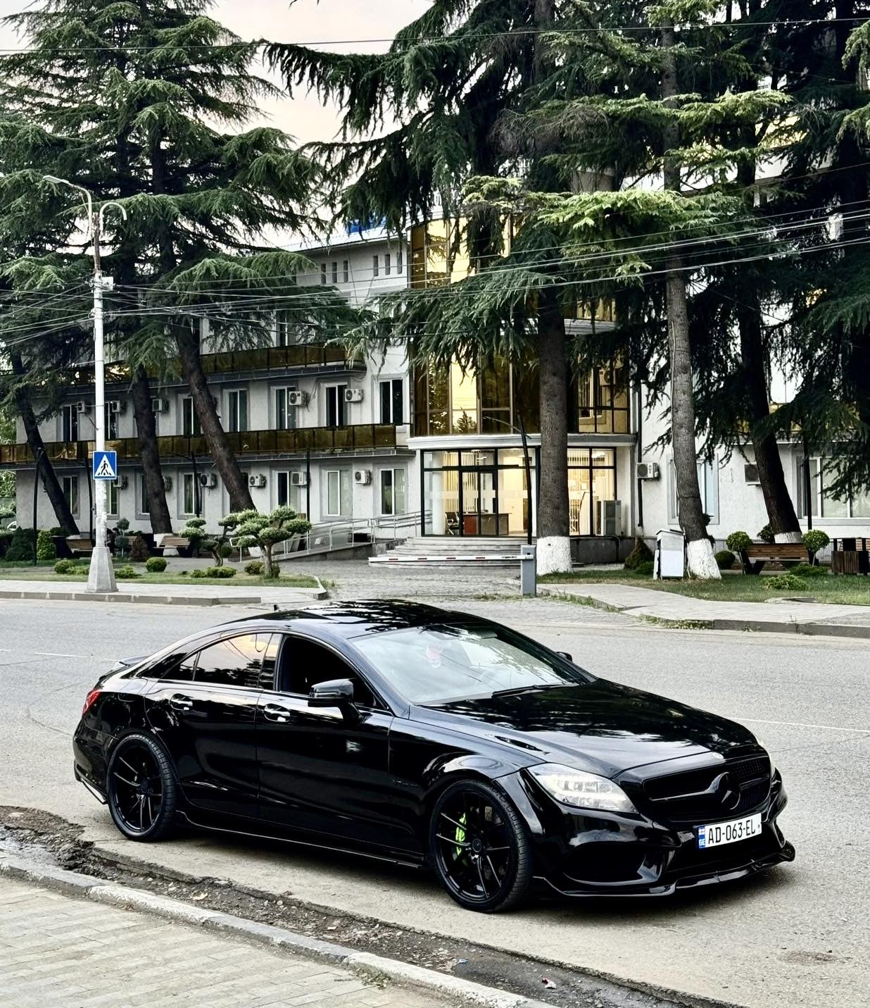 Mercedes-Benz CLS63 AMG W218 ??