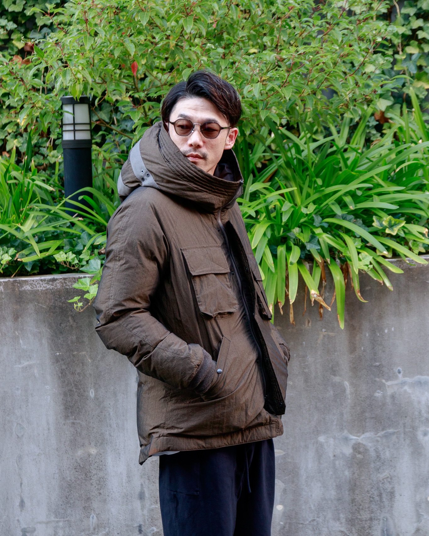 ナイスフード? This down jacket has a nicely designed hood. #DEVOA 