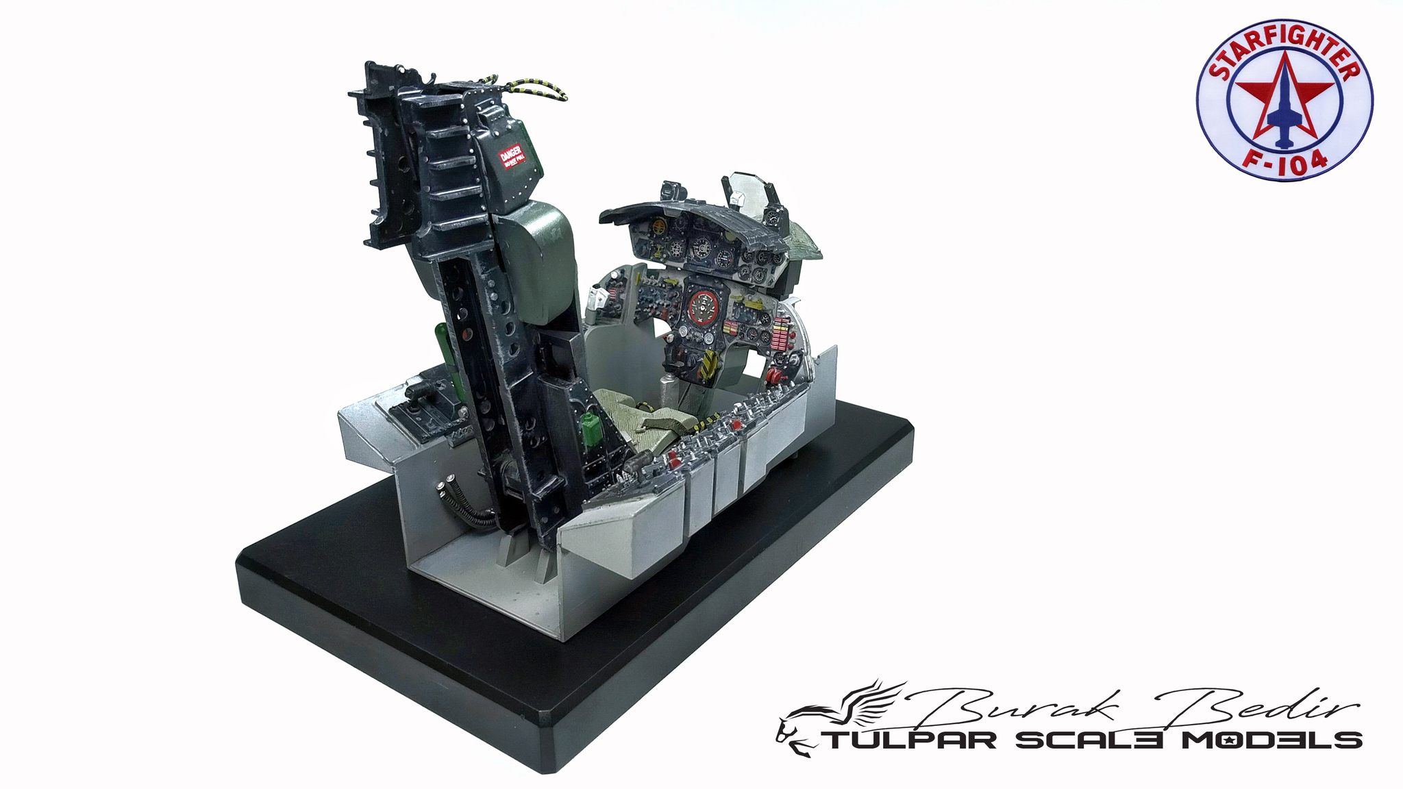 Italeri 1/12 F-104 Starfighter cockpit scale model
