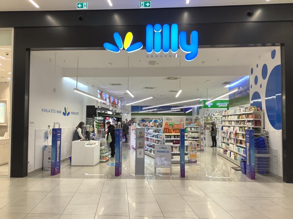 Besplatan pregled vlasišta i kože lica u apoteci Lilly Delta Planet