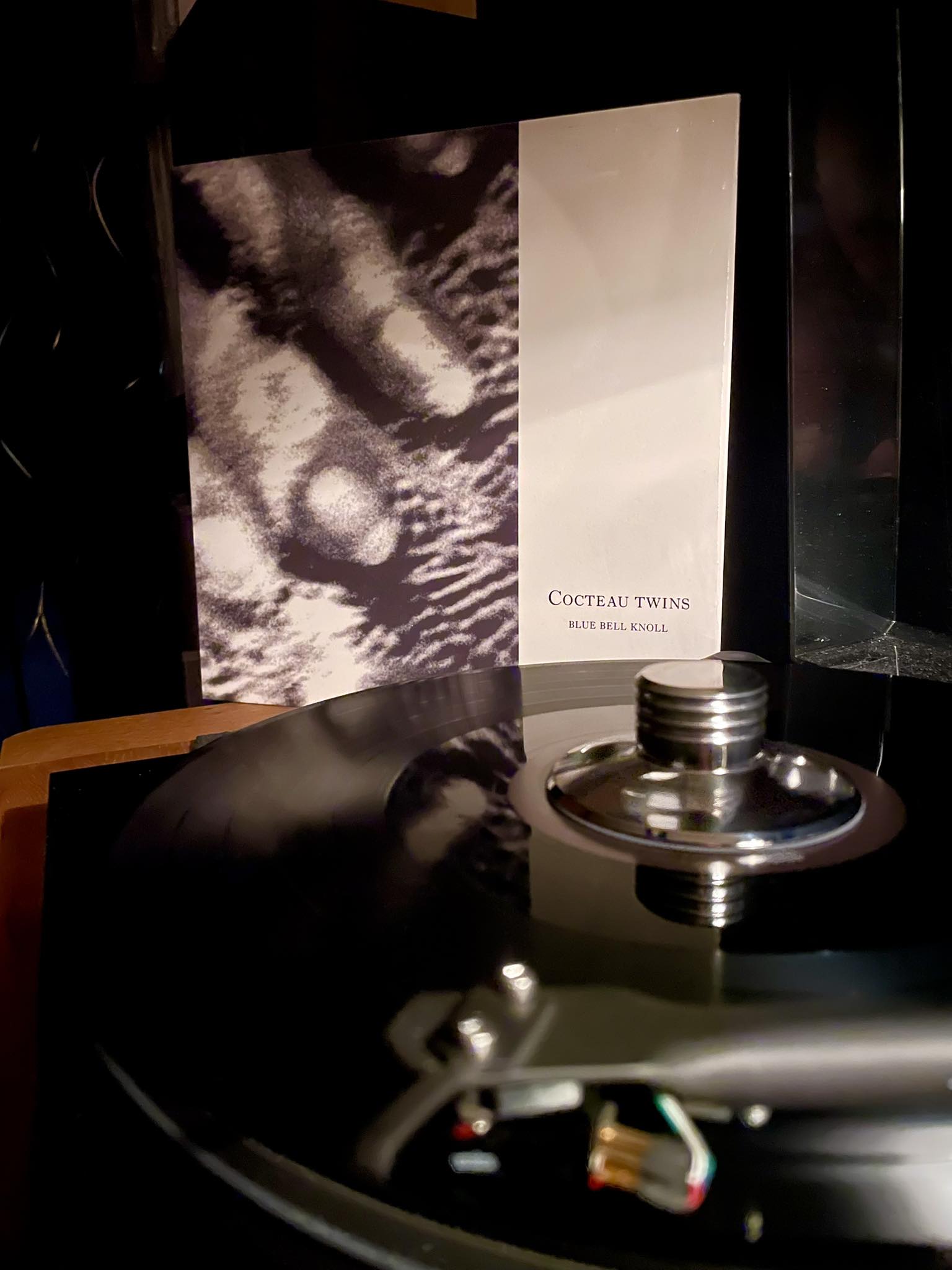 Bluebell Knoll ' — Cocteau Twins